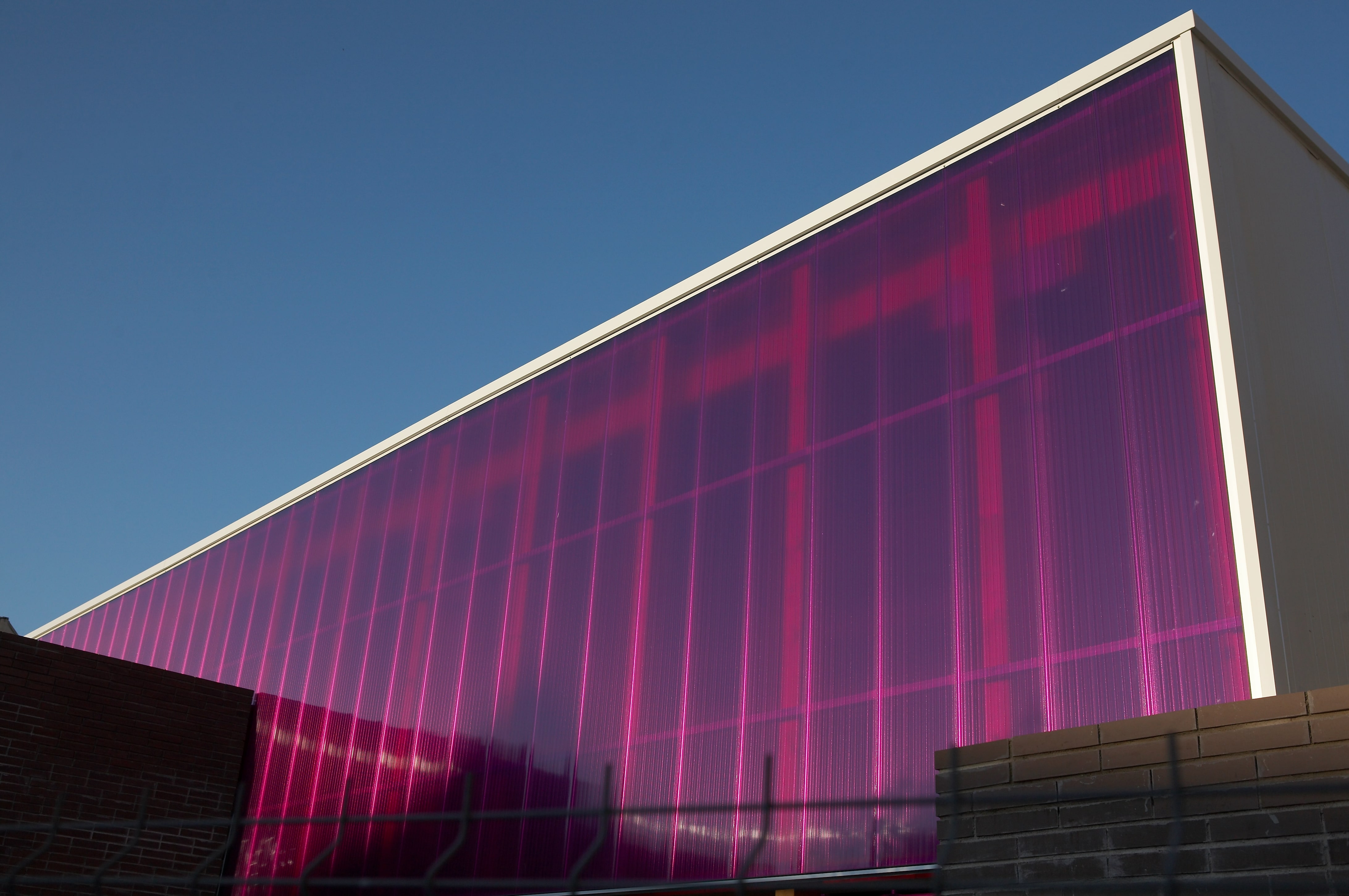 Sistemas (Policarbonato Celular) - Instalaciones Deportivas - Polideportivo Sant Feliu (Barcelona)