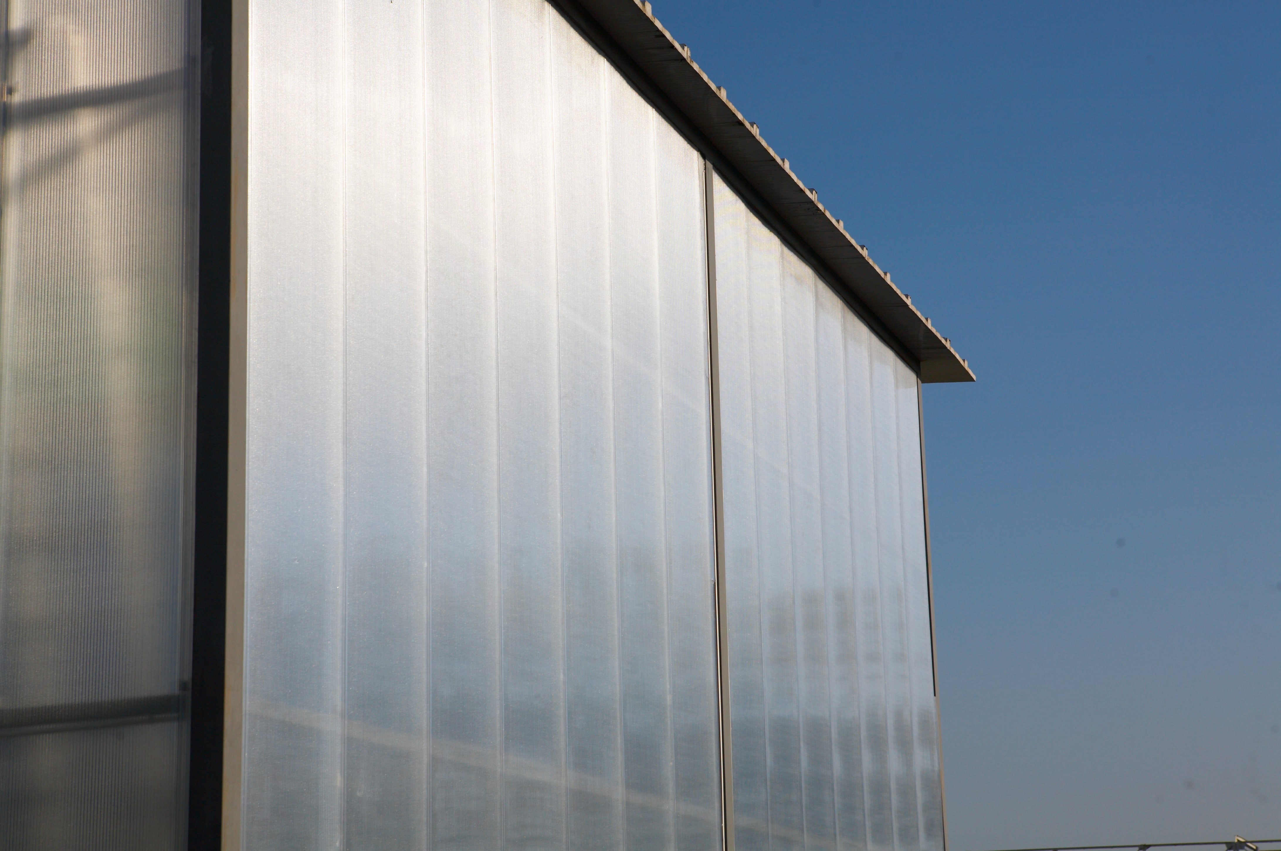 Sistemas (Policarbonato Celular) - Obra Privada - Praxair (Zona Franca - Barcelona)