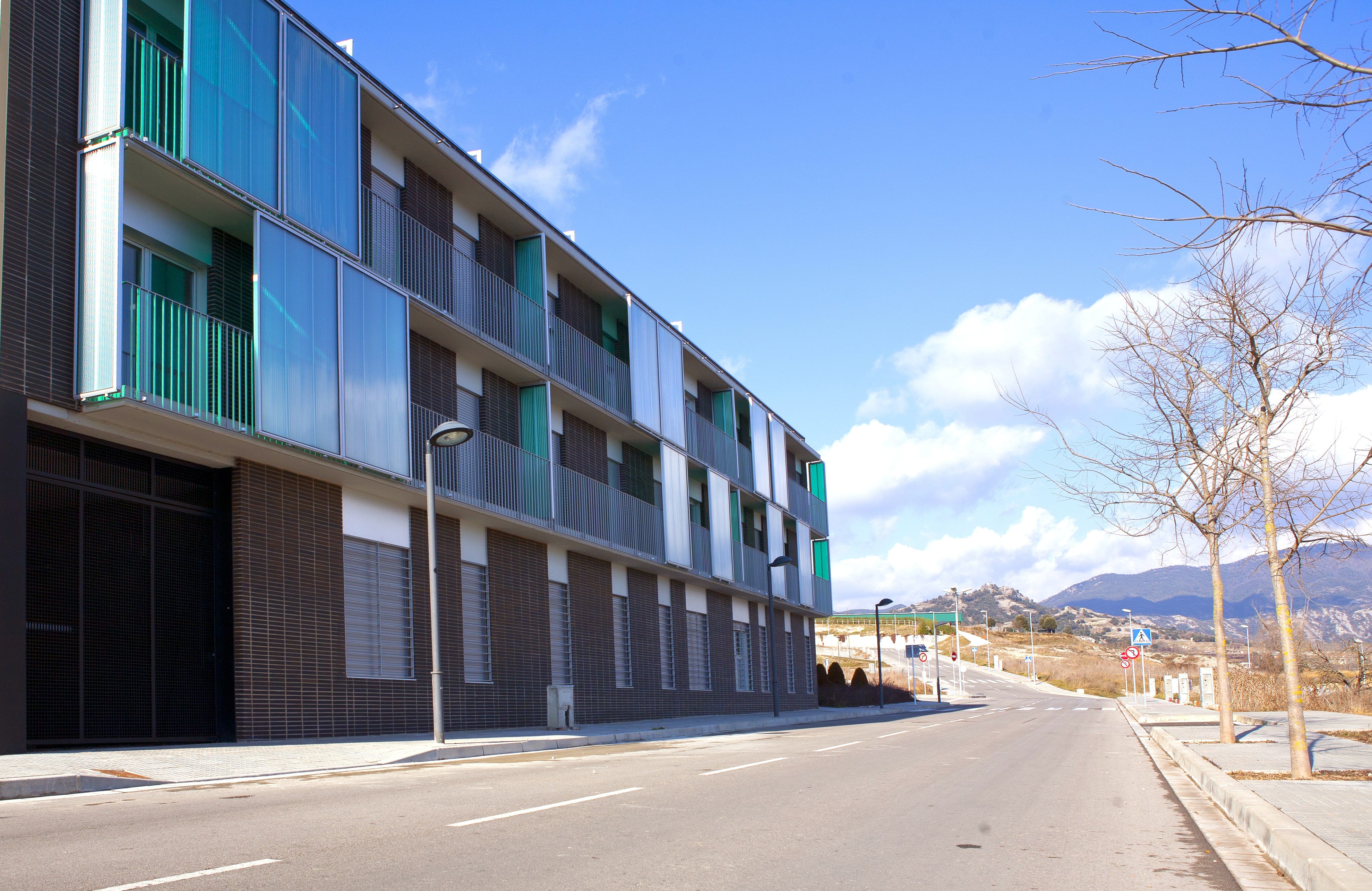 Sistemas (Policarbonato Celular) - Vivienda - Viviendas VPO Torello