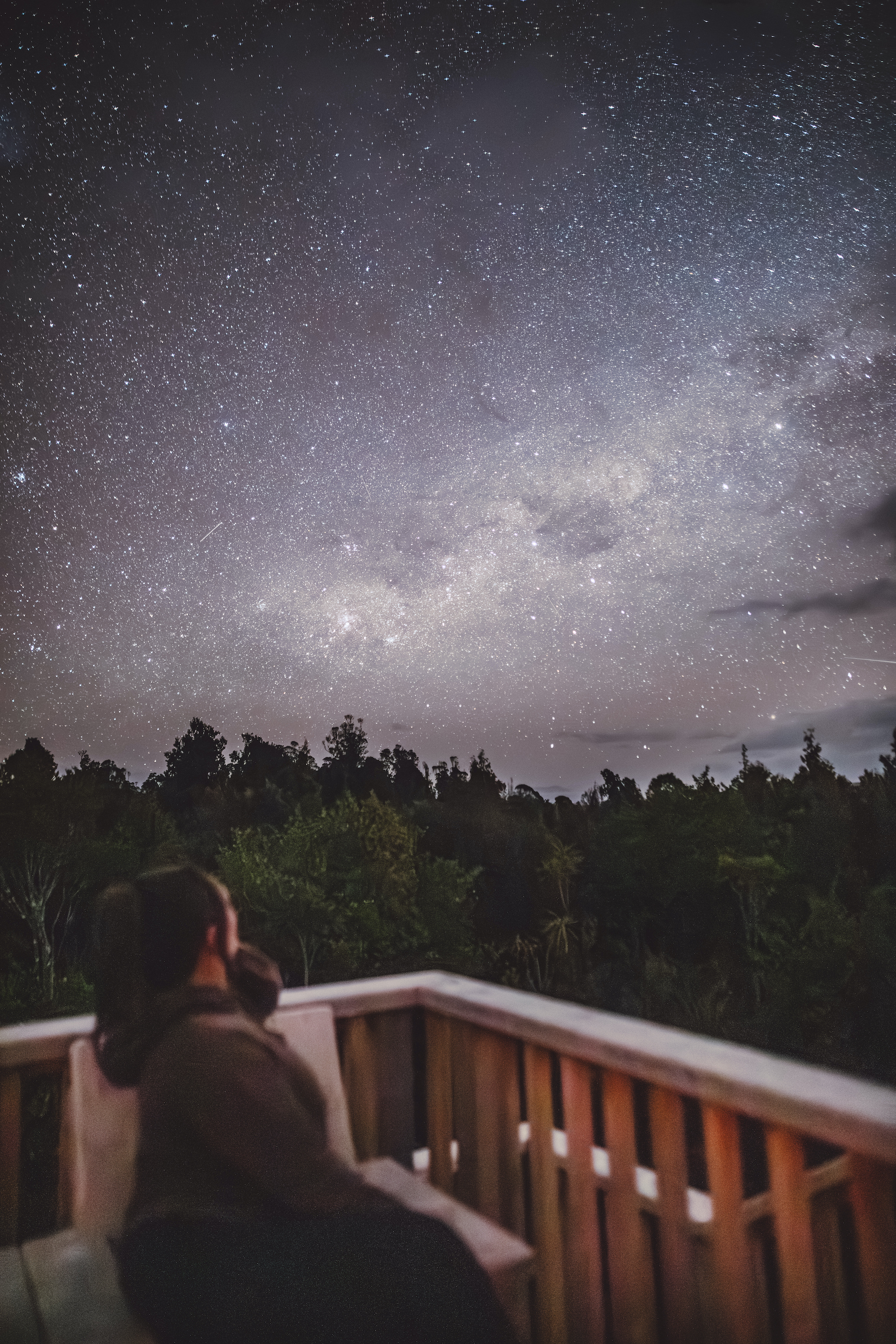woman staring at the stars