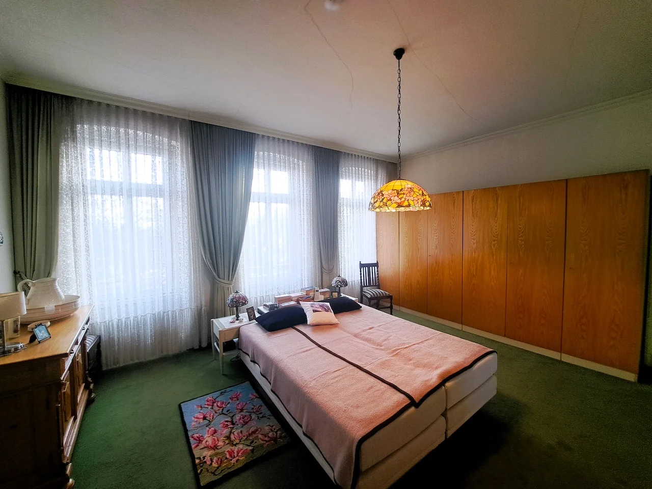 Immobilienperle Veronika Löffler, Esszimmer mit Esstisch für 6 Personen