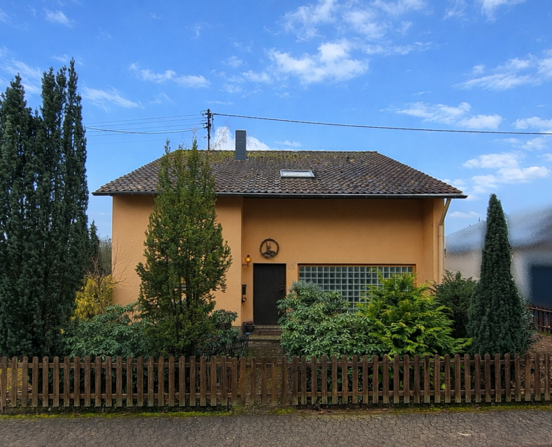 Immobilienperle Veronika Löffler, Haus