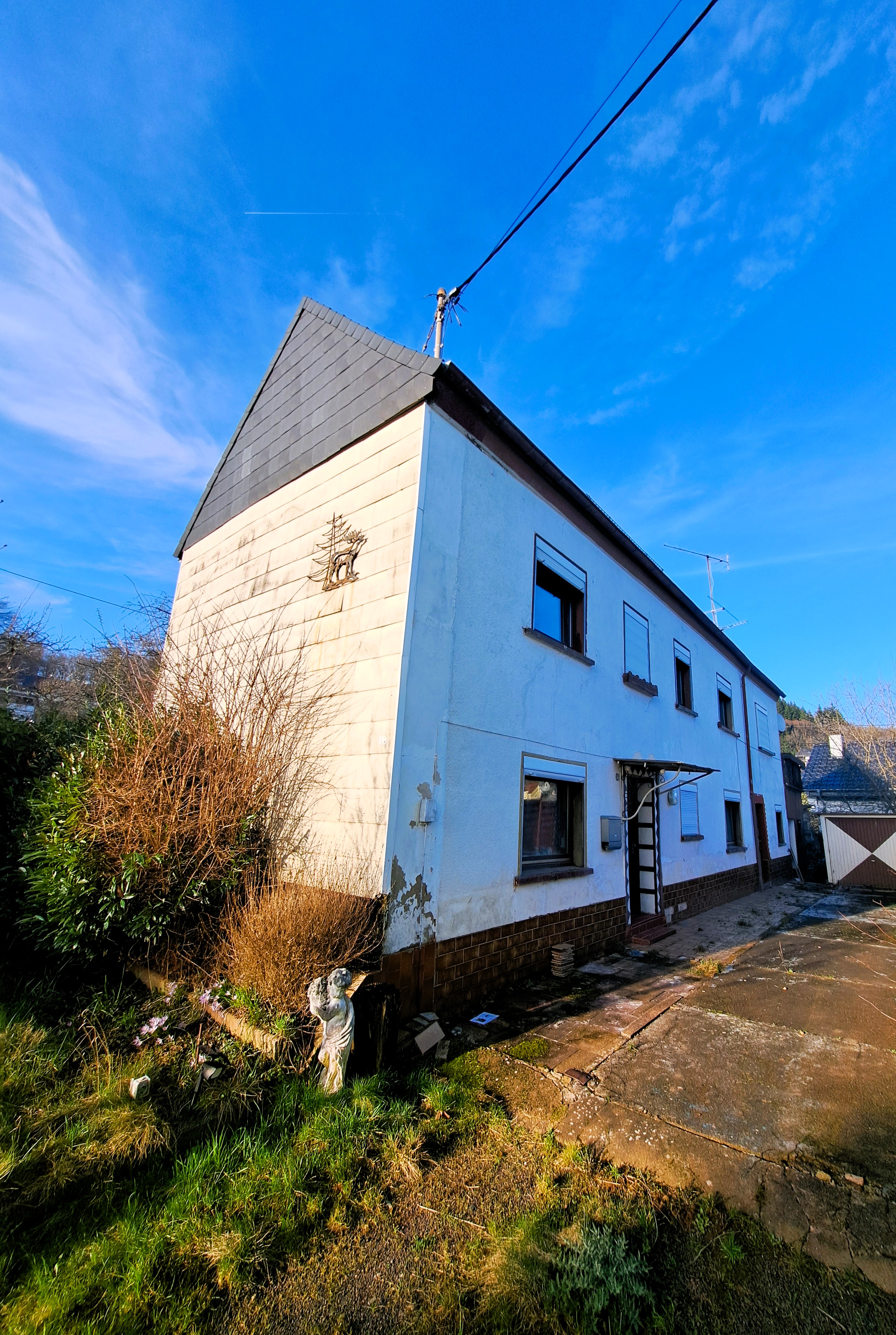 Immobilienperle Veronika Löffler, Haus