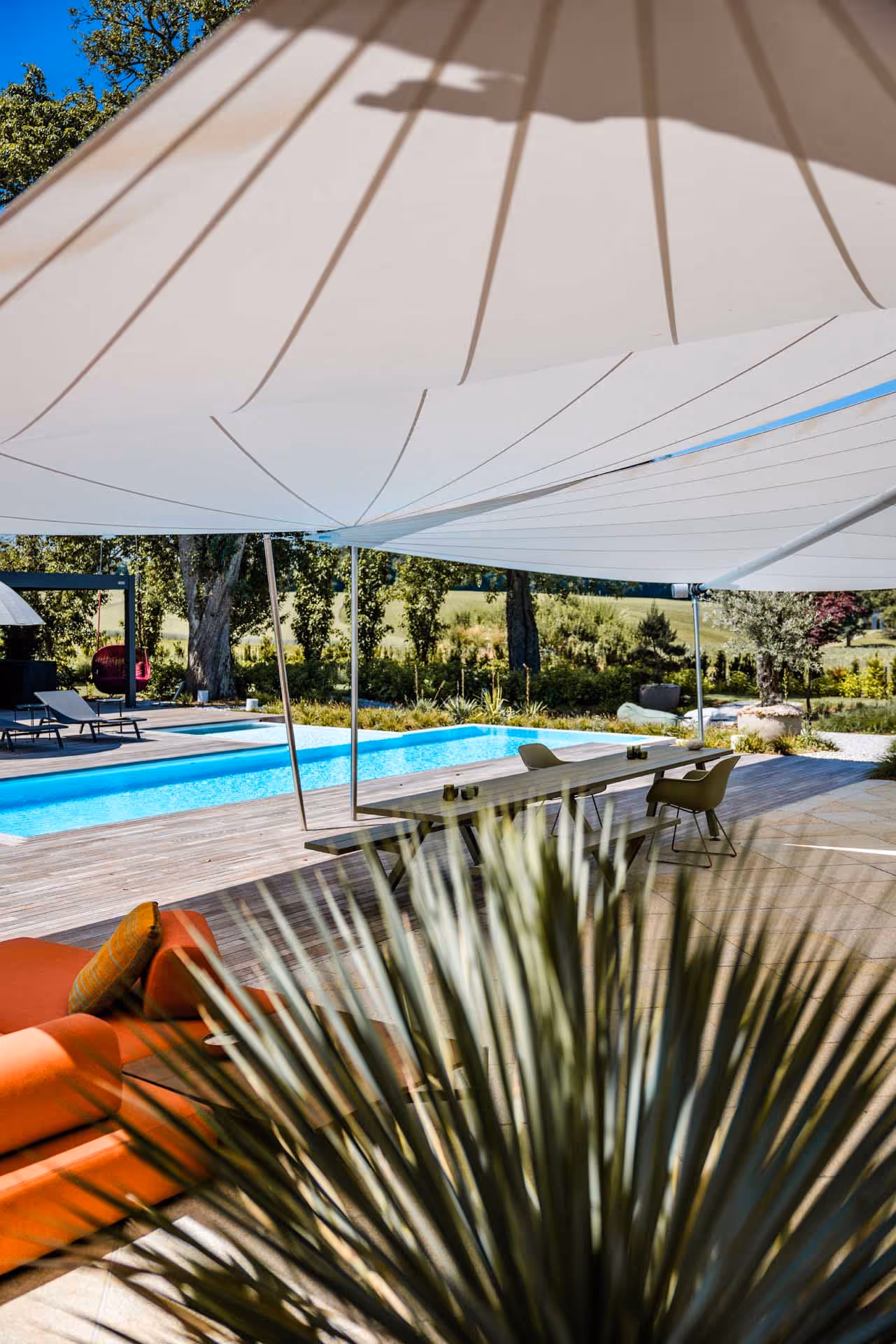 Windsensoren reagieren intelligent auf Wetterveränderungen und sorgen für Sicherheit.