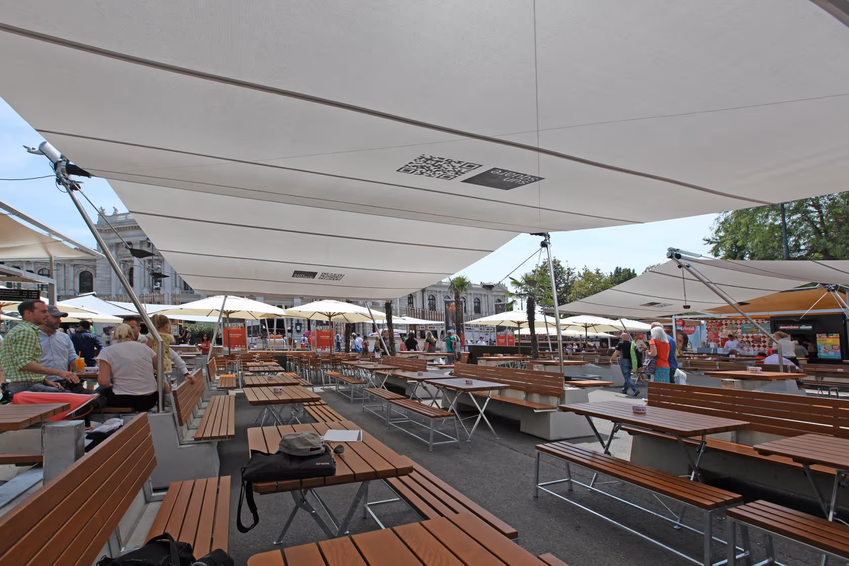 SunSquare – Erfinder des Sonnensegels mit innovativen Lösungen für temporäre und feste Installationen.