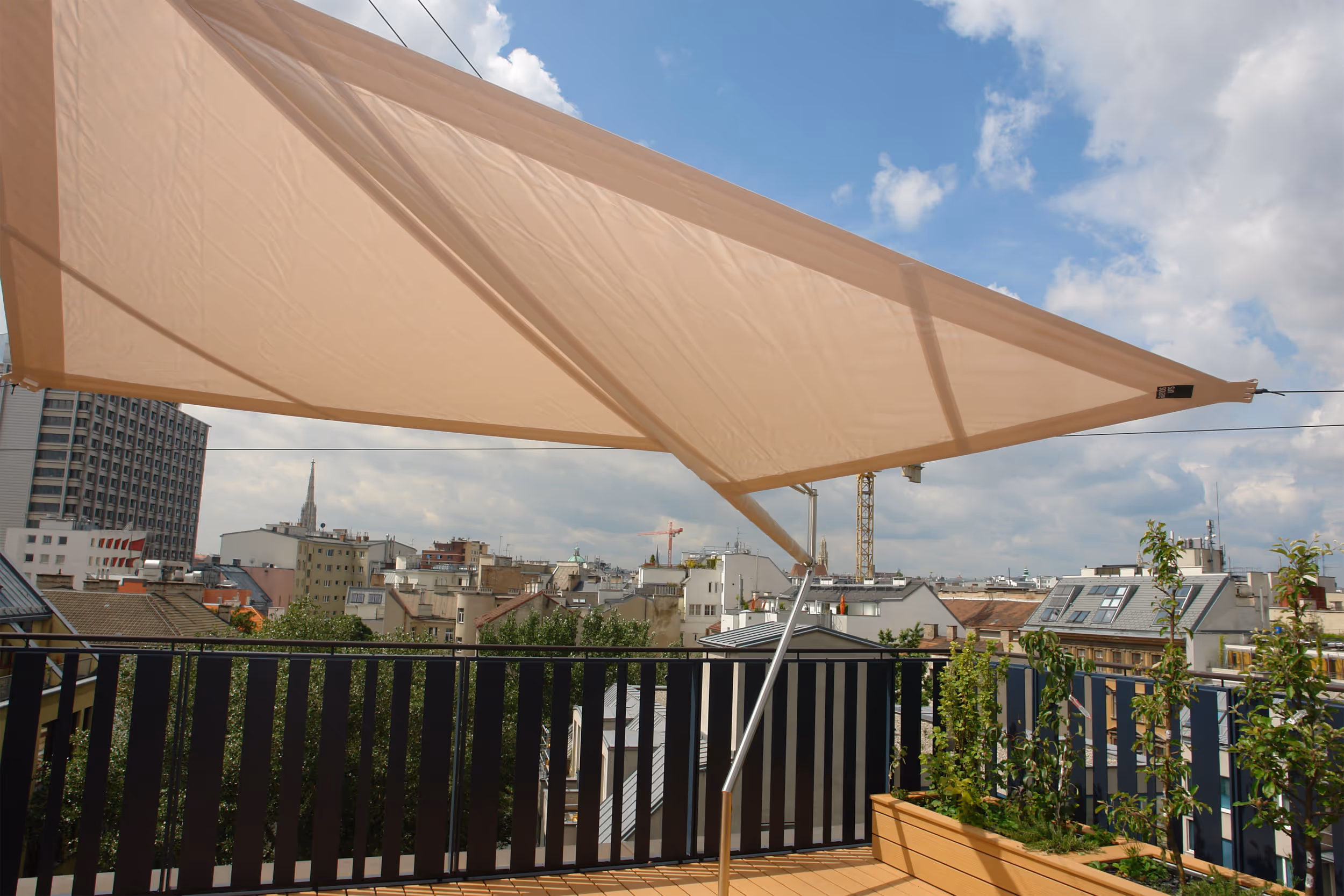 SunSquare zeigt mit dieser Anlage seine Expertise in komplexen baulichen Situationen.