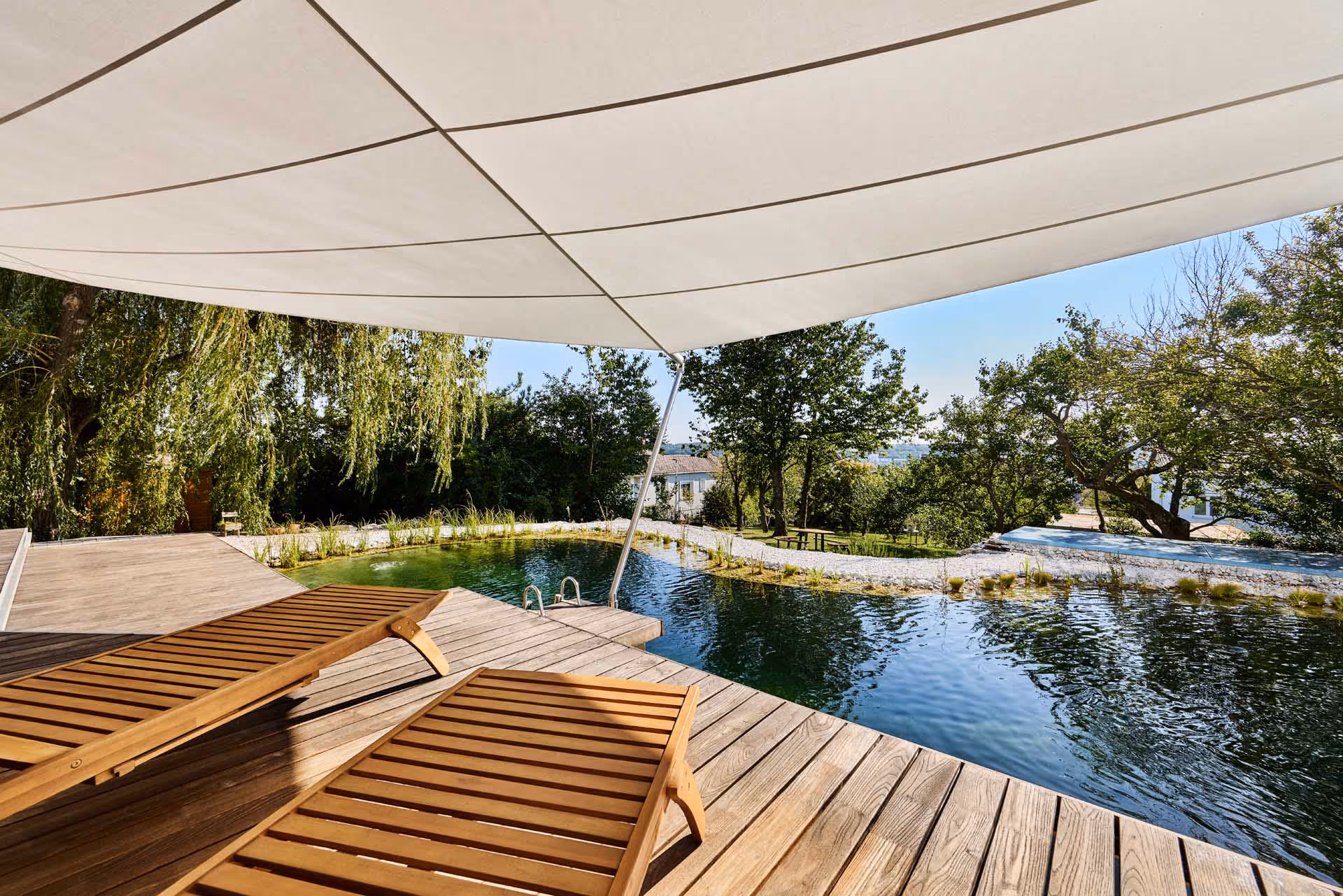 Die textile Architektur ermöglicht eine elegante Verbindung von Funktion und Form.