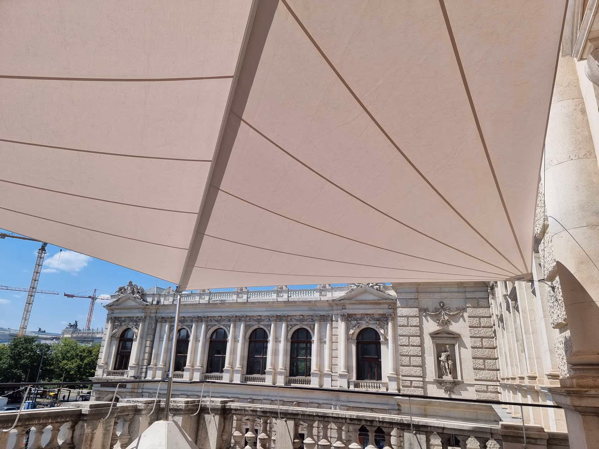 Ein gelungenes Beispiel für die Verbindung von Design, Technik und kultureller Verantwortung.