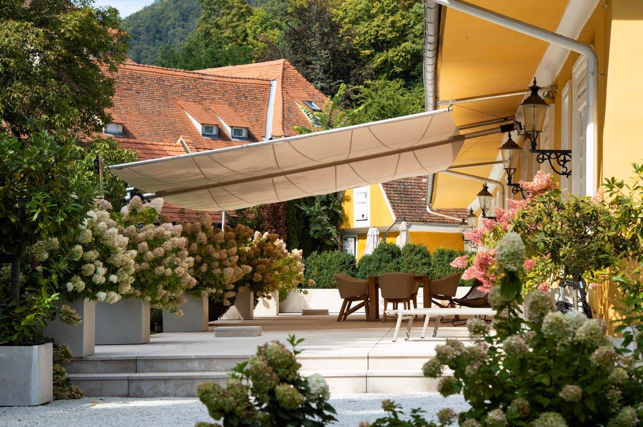 Harmonische Integration in die Architektur – modernes Design trifft funktionale Technik.