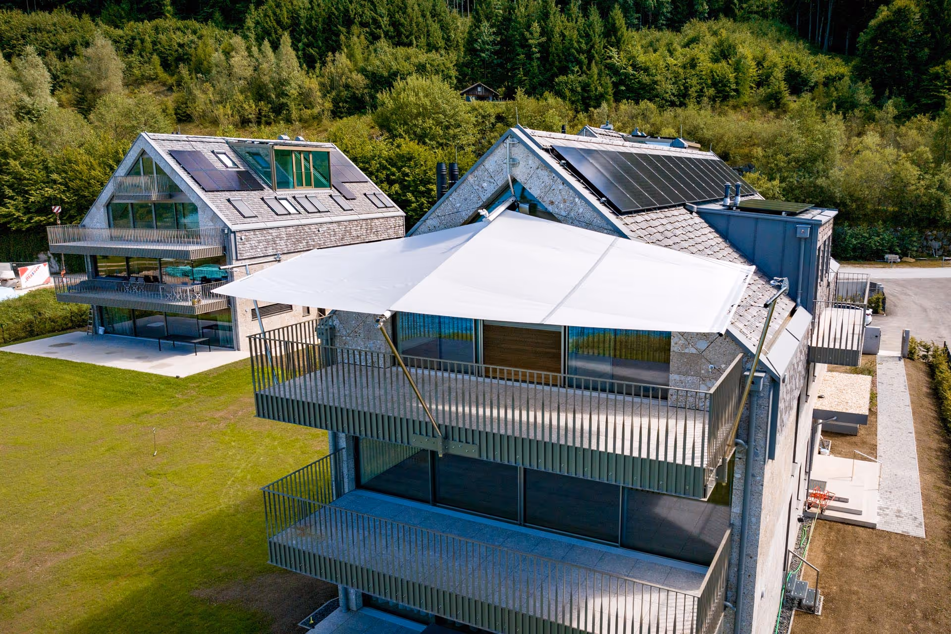 Rectangular shade sail by the lake