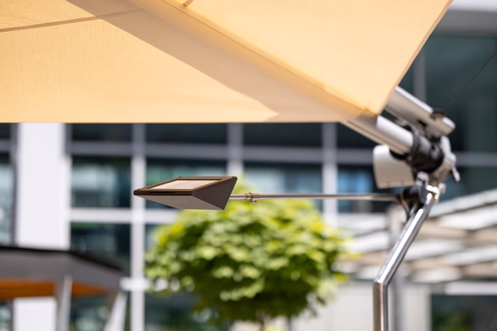 Detailaufnahme einer SunSquare-Knickstütze.