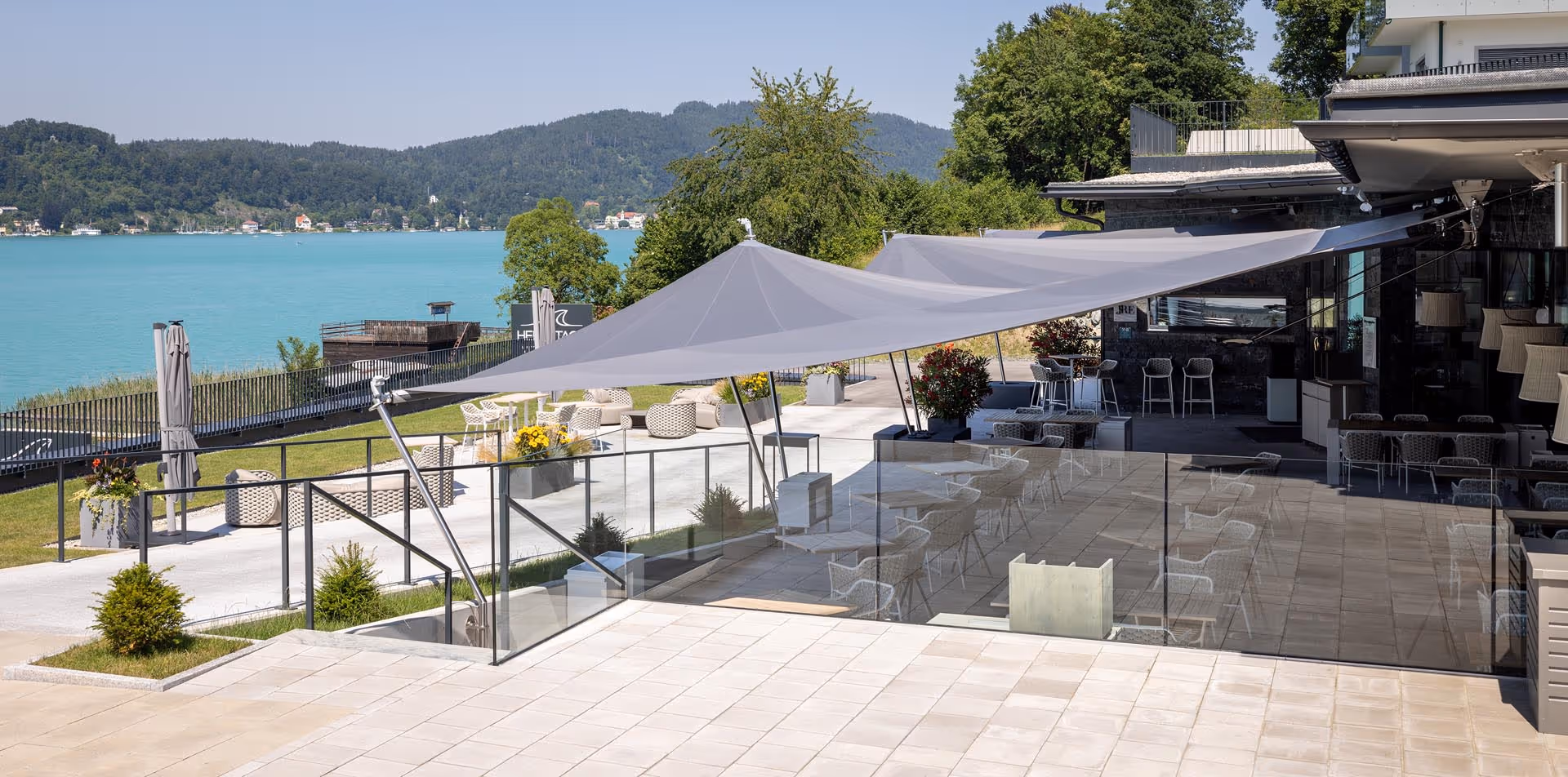 Detailaufnahme der SQK-I Segelstruktur mit hochwertiger Verarbeitung und klarer Linienführung.