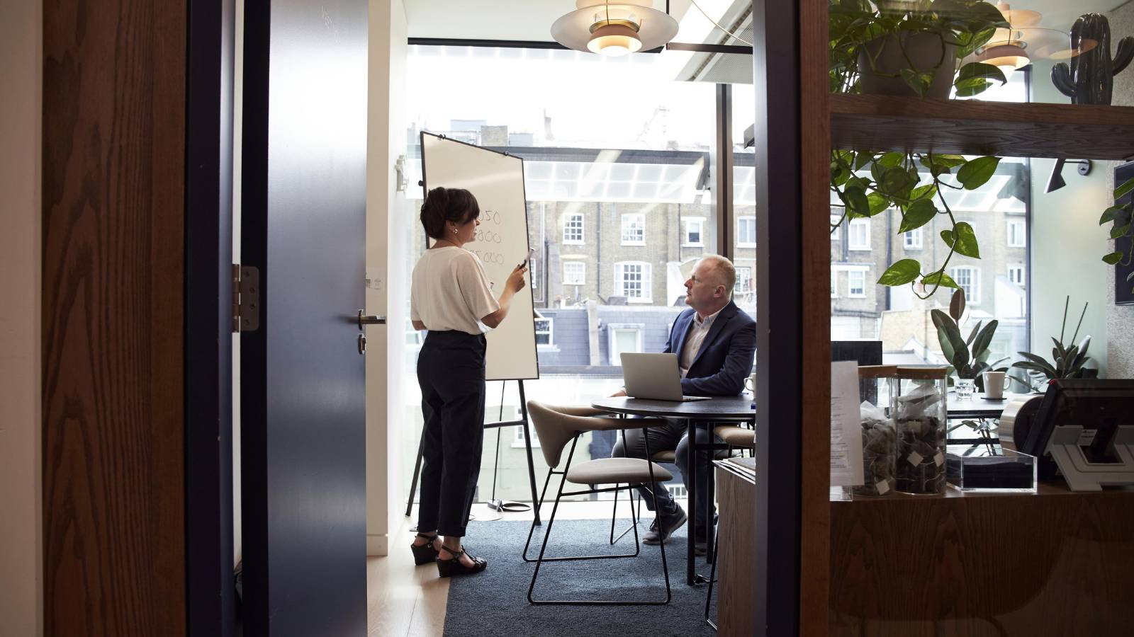 Planning the implementation of whistleblower software in an organisation