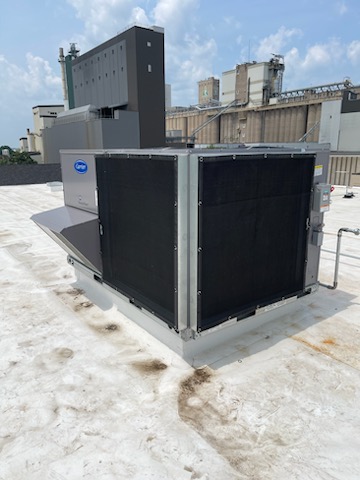 Carrier frame-out prevent screen installation