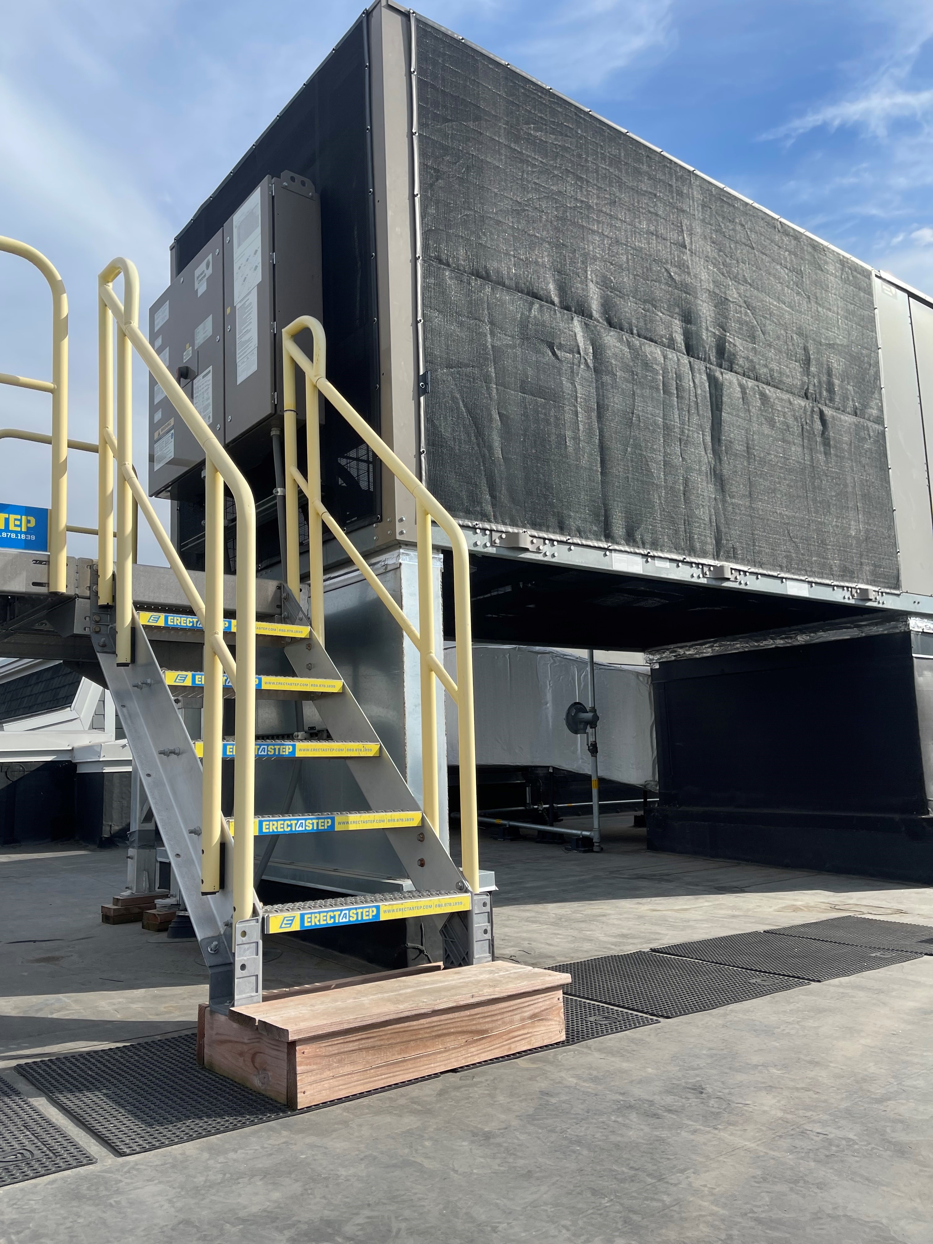 The Hotel Landing prevent screen installation