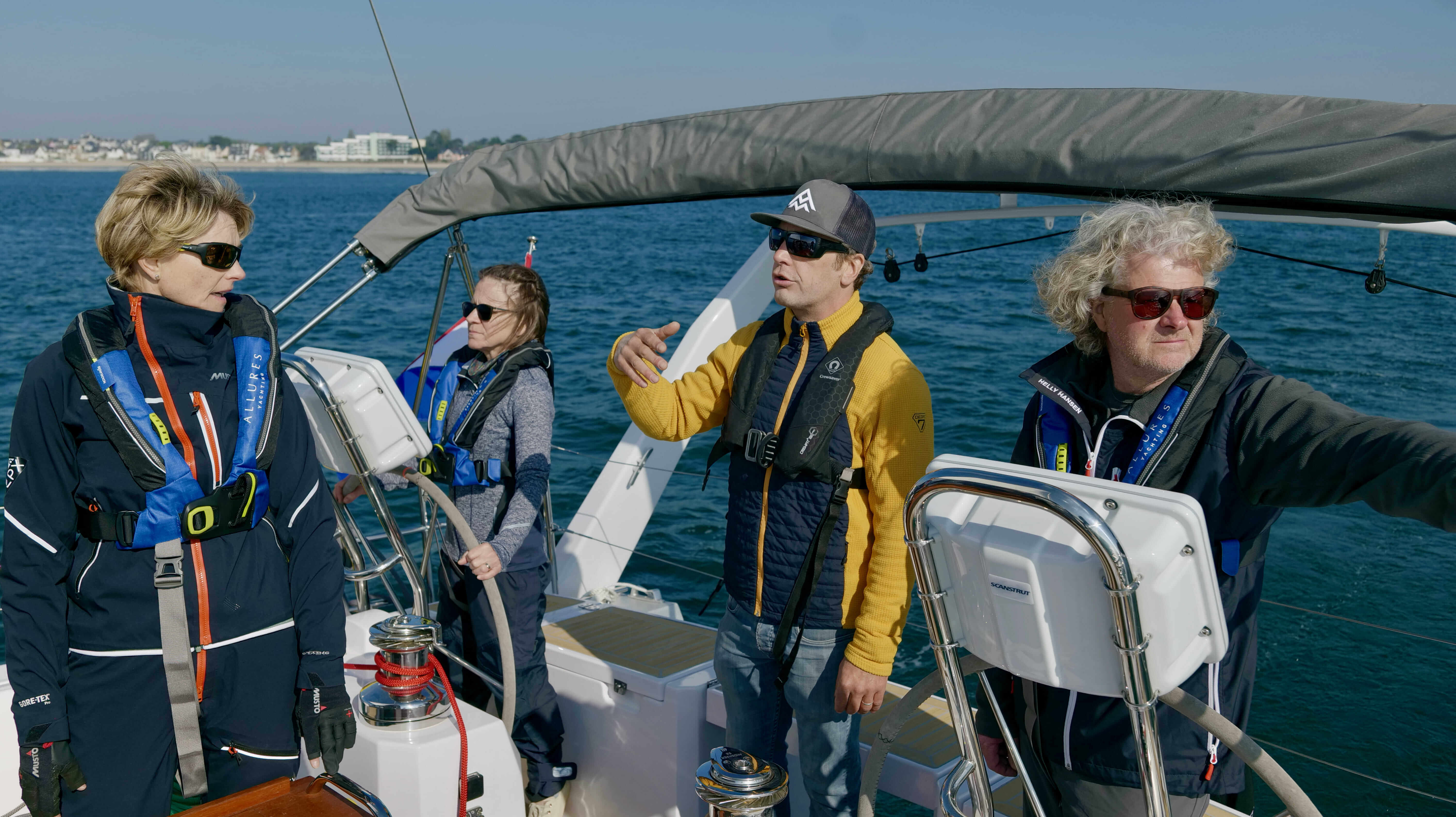 Owners’ Week 2025 – A week of bluewater cruising training for Allures owners