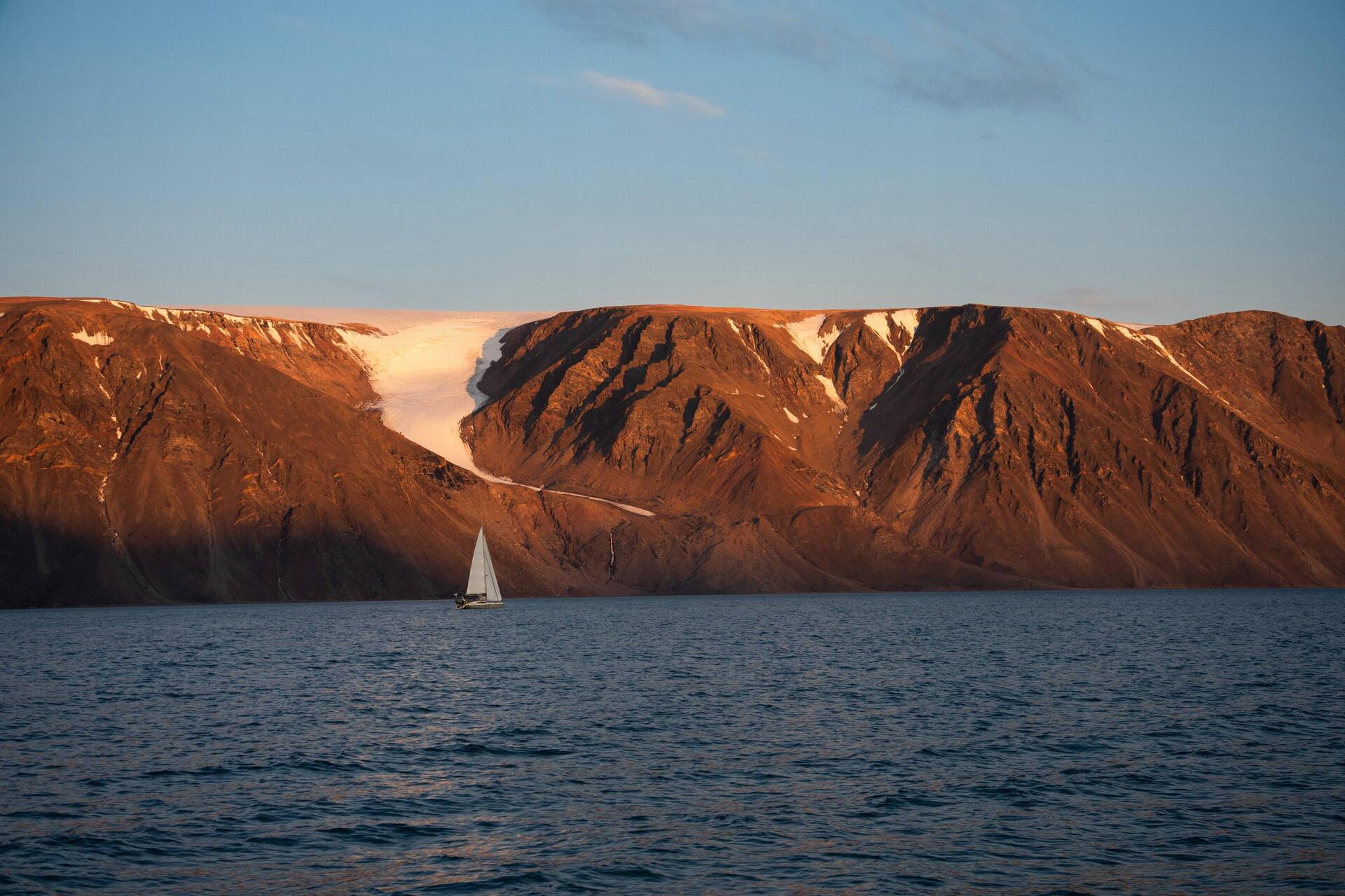Allures 45 - Navy Board Inlet - Canada - 2026