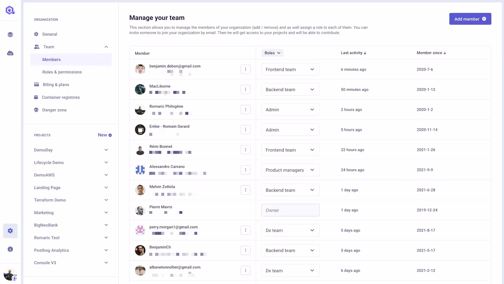 Intuitive interface to set Roles and Permissions to users 