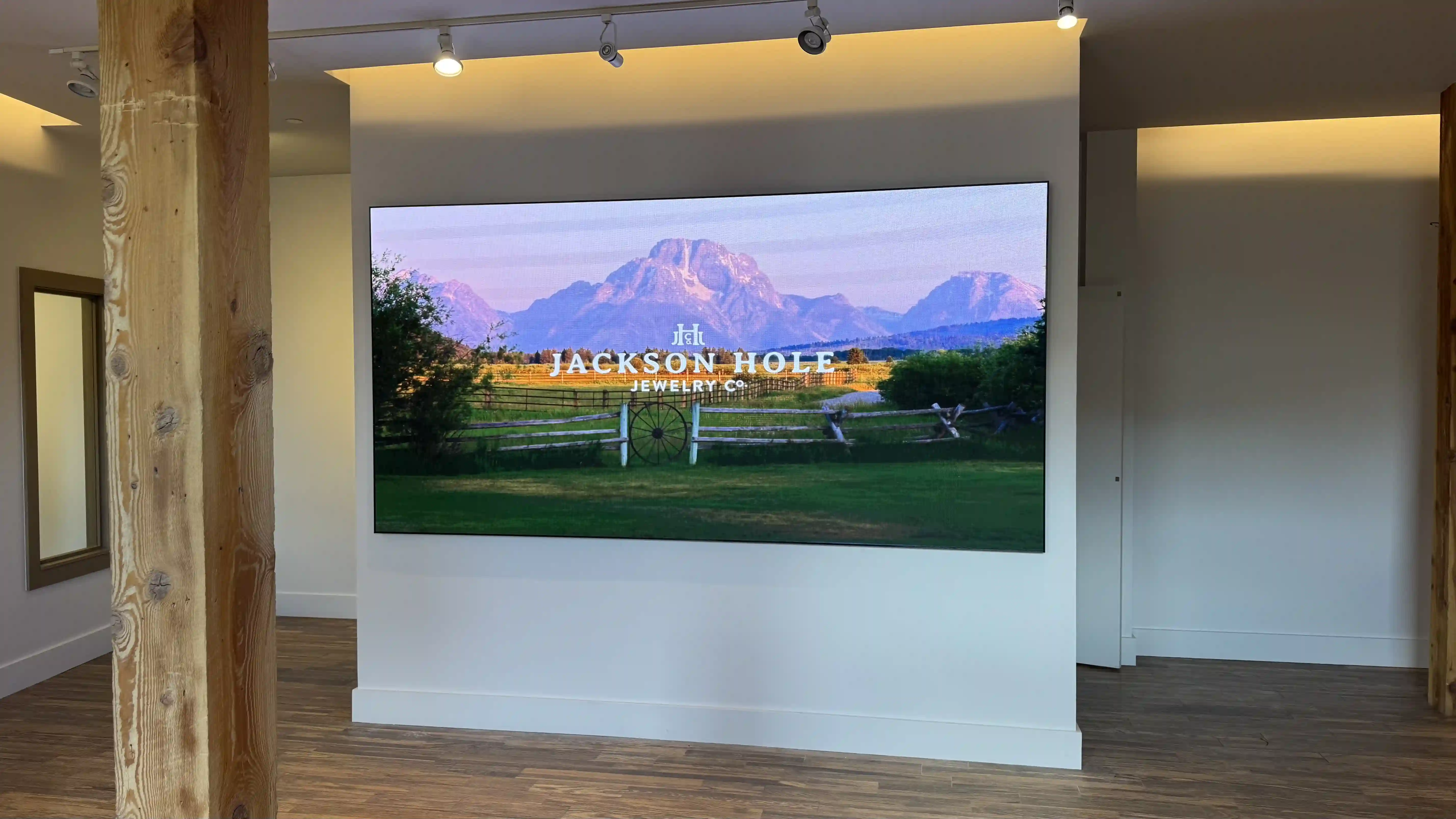 Wall-mounted fine pixel pitch LED display installed by CMG Visuals for retail digital signage at Jackson Hole Jewelry Company.