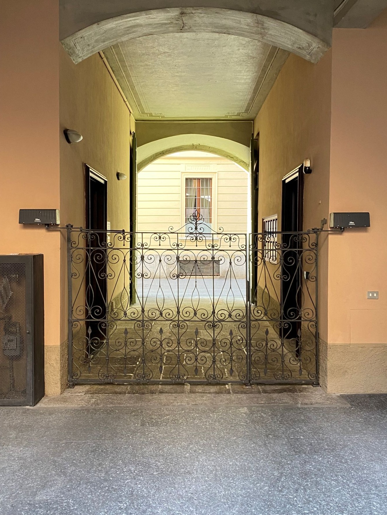 Duplex MT gallery image