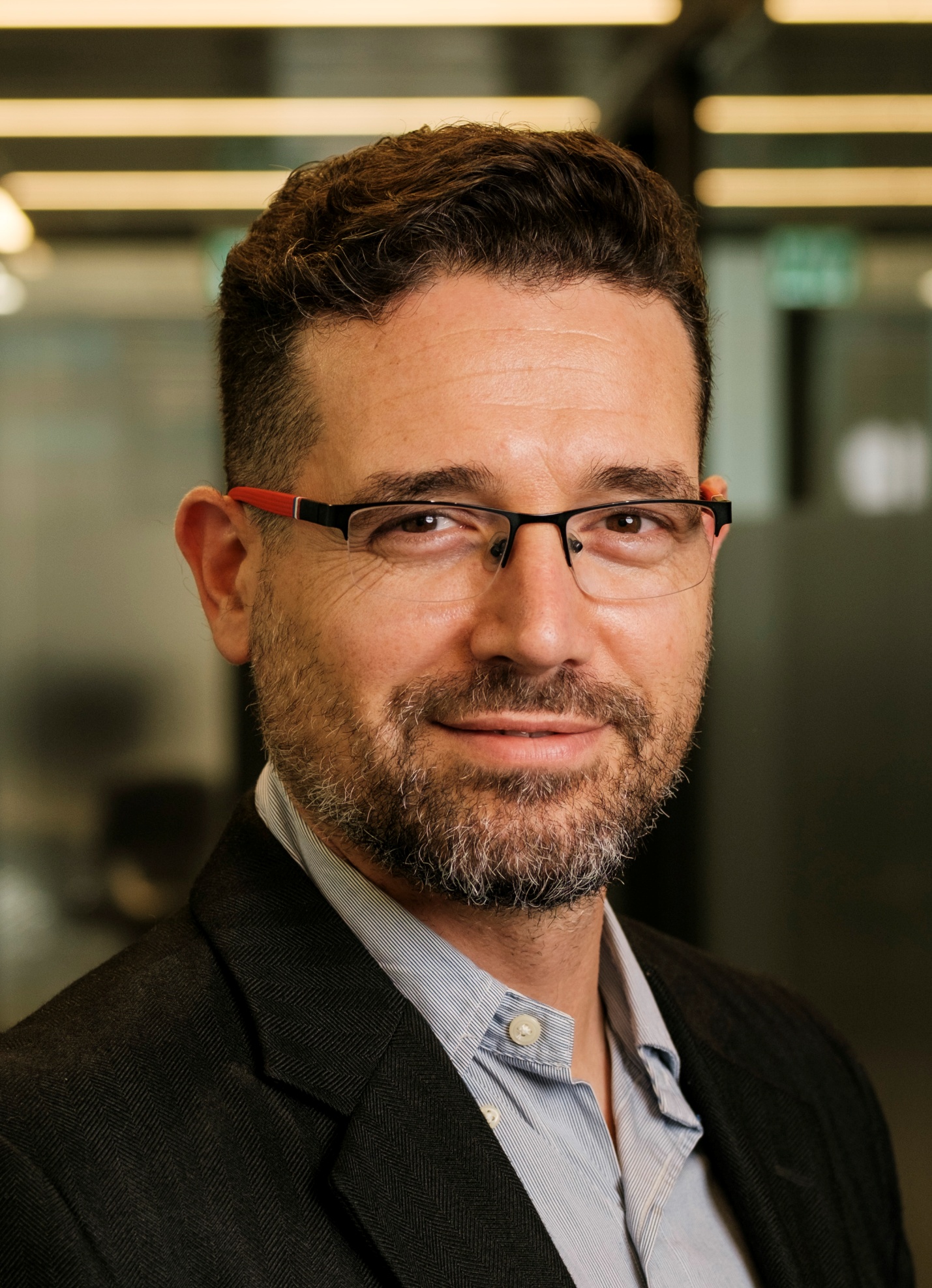 Erez Paz - Founder & CEO of Cloud1.live