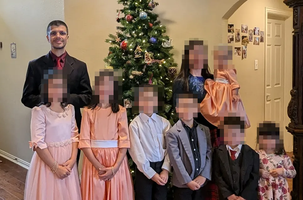 organizer and family