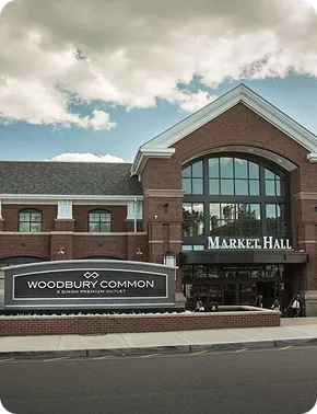 An image of the Woodbury Common Premium Outlet
