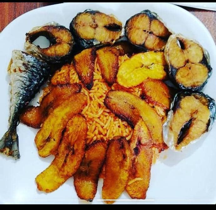 jollof fish and plantain