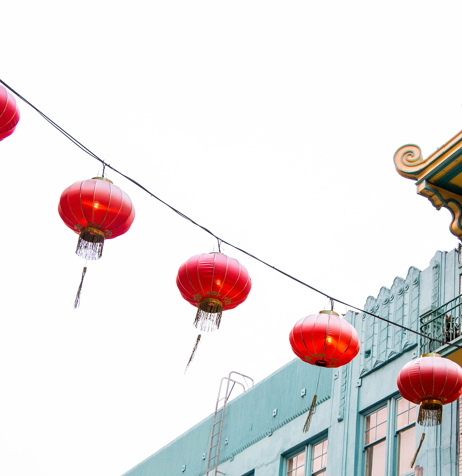 Excavating the Trenches of Chinese Memory