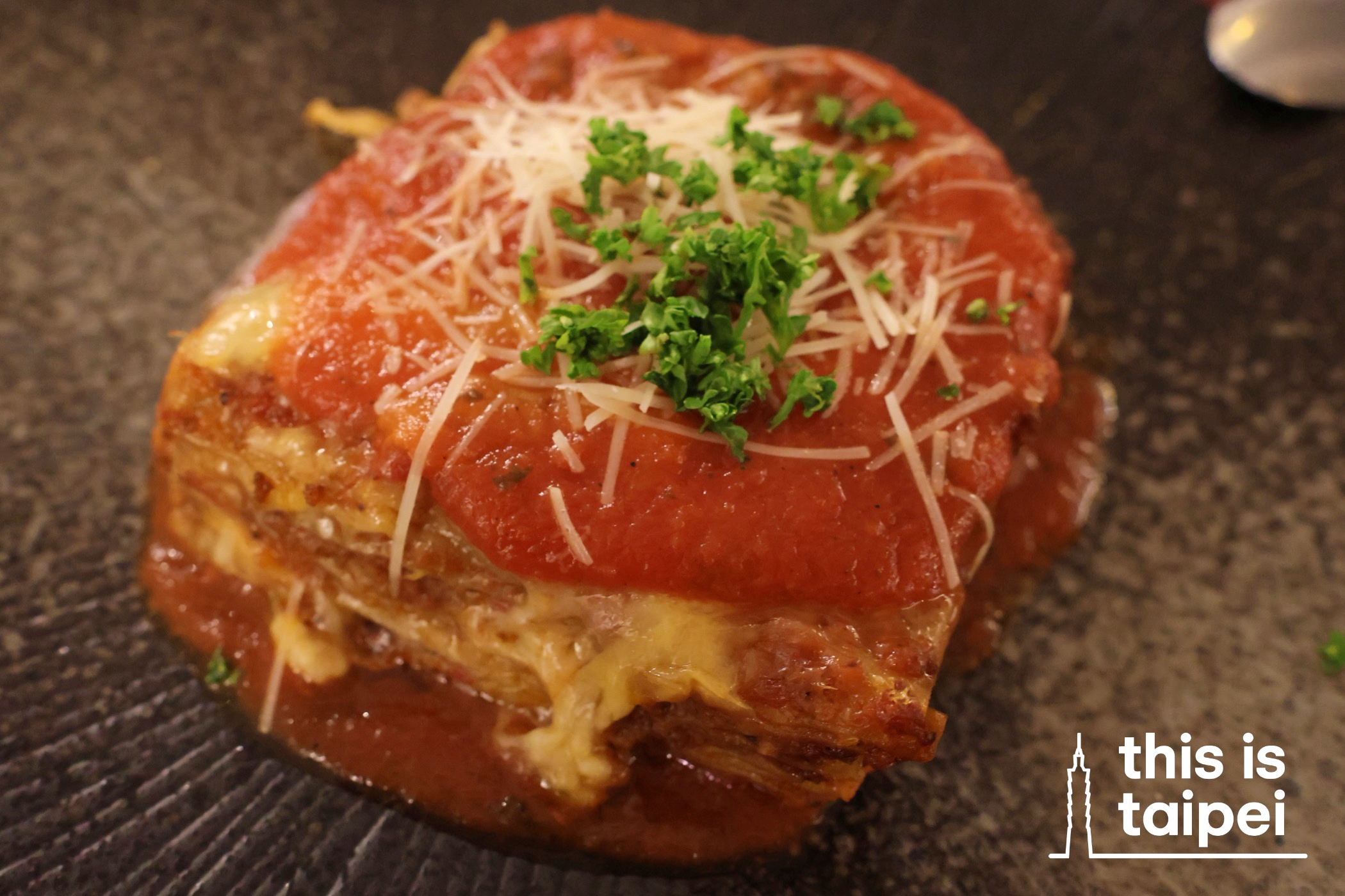 Casanova's tiramasu, limoncello, and lasagne. (Photos by KB, July 2025 / © This Is Taipei)