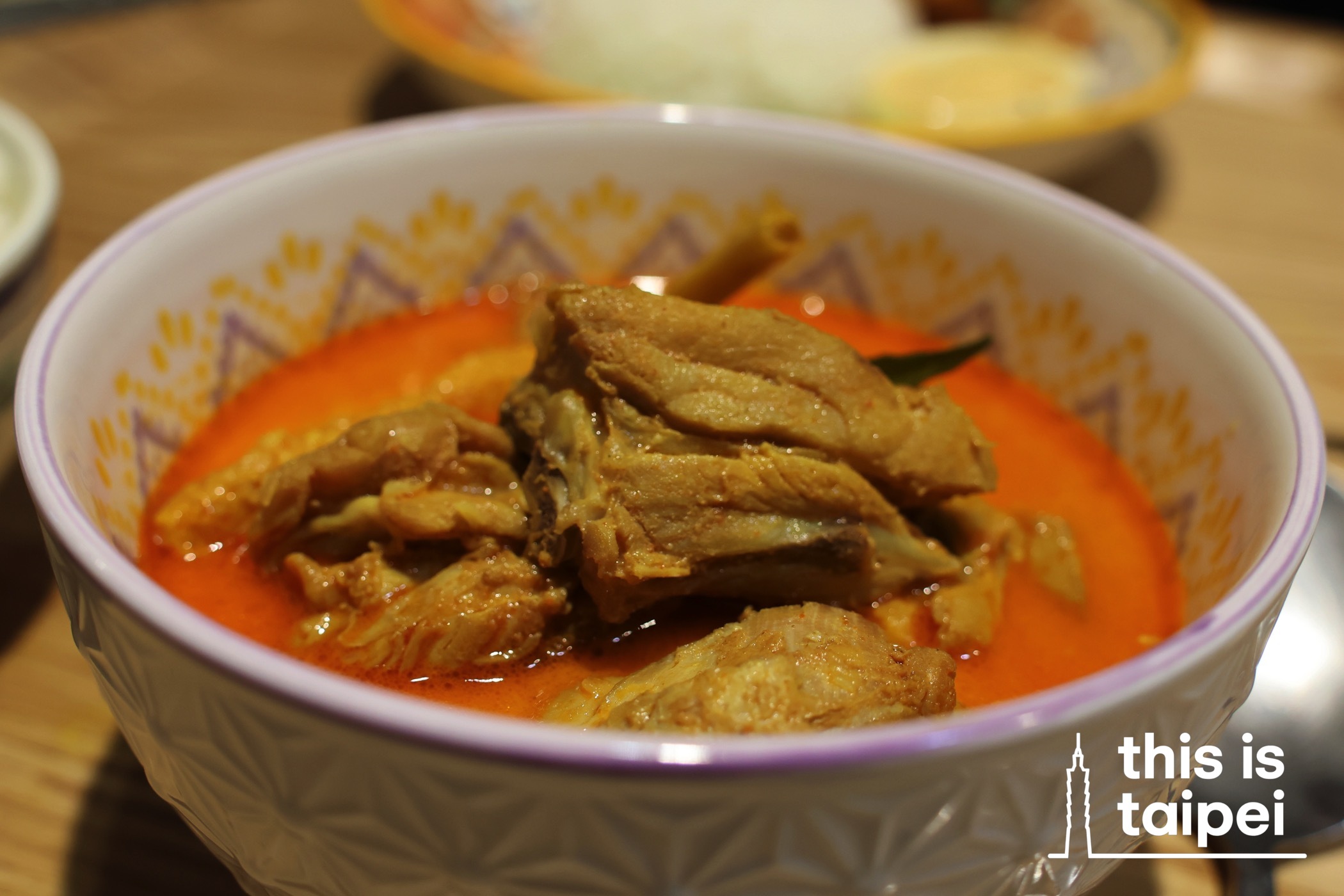 Malaysian chicken curry from Thai Ma Village in Zhongzheng District. (Photo by JT, December 2025 / © This Is Taipei)