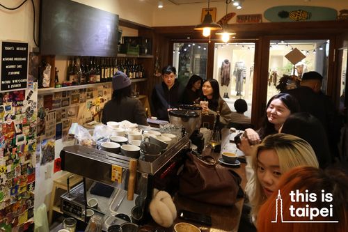 Coffee Stand By Me in Datong District. (Photo by JT, January 2026 / © This Is Taipei)