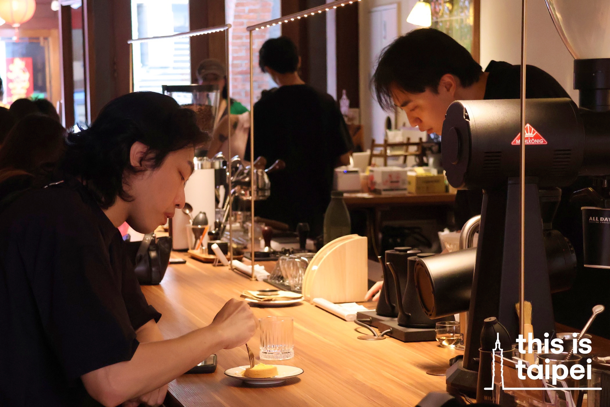 All Day Roasting Company in Datong District. (Photos by KB, May 2026 / © This Is Taipei)