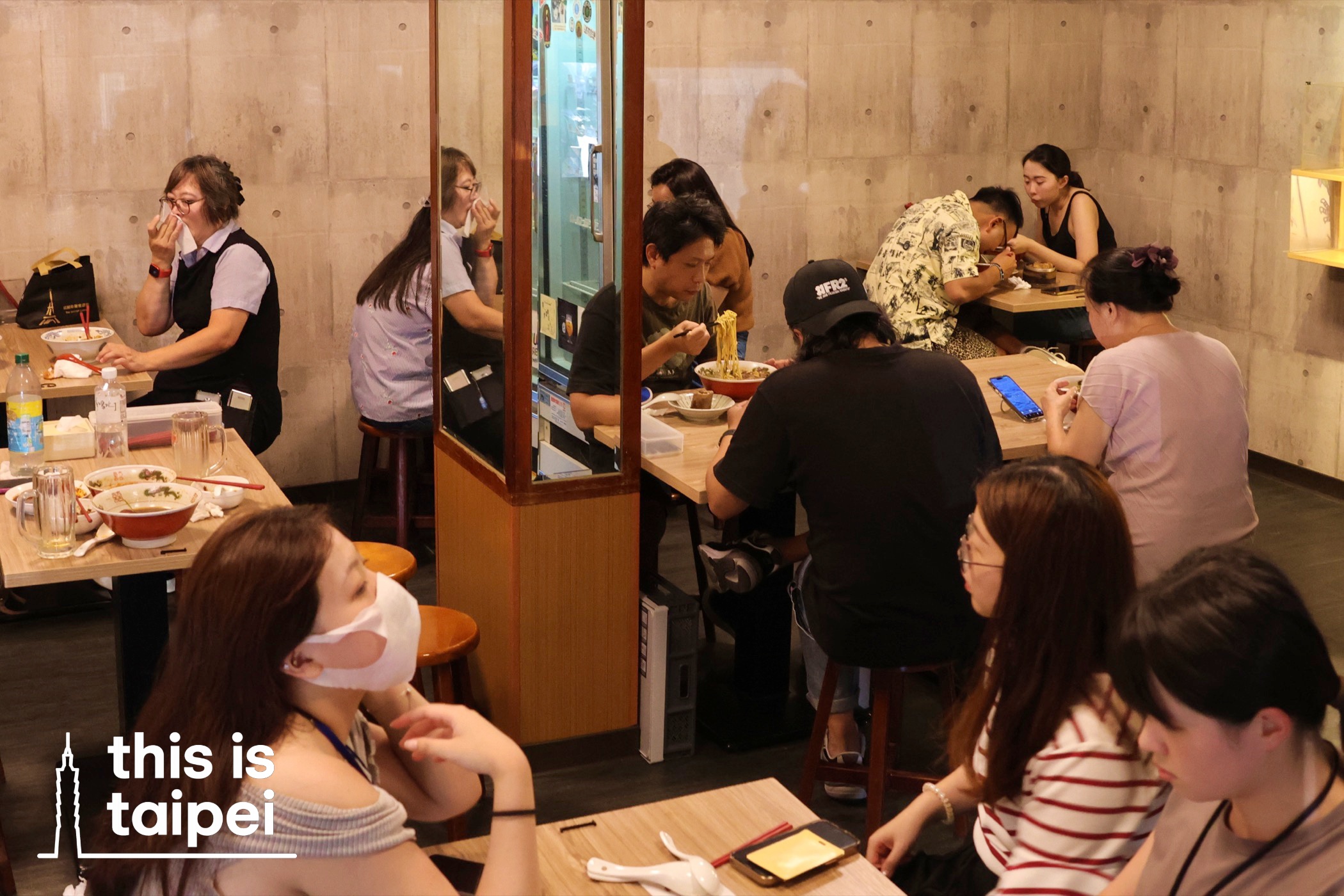 Chuanwei Miandian in Daan District. (Photos by JT, October 2025 / © This Is Taipei)