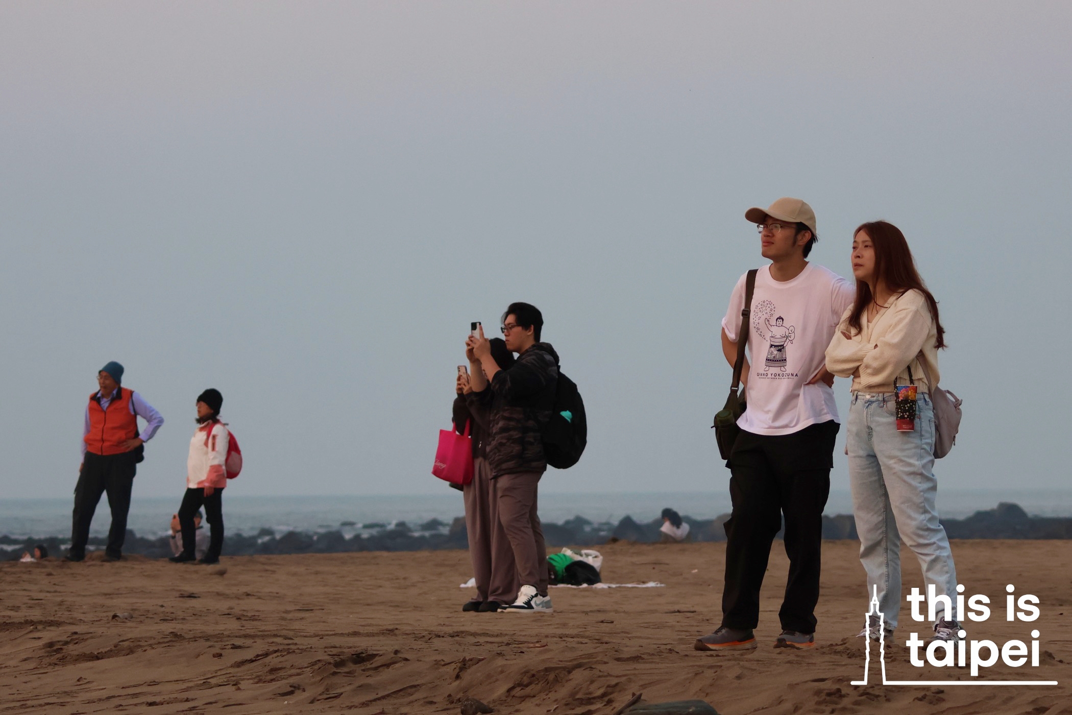 Shalun Beach in New Taipei City's Tamsui District. (Photos by JT, February 2026 / © This Is Taipei)