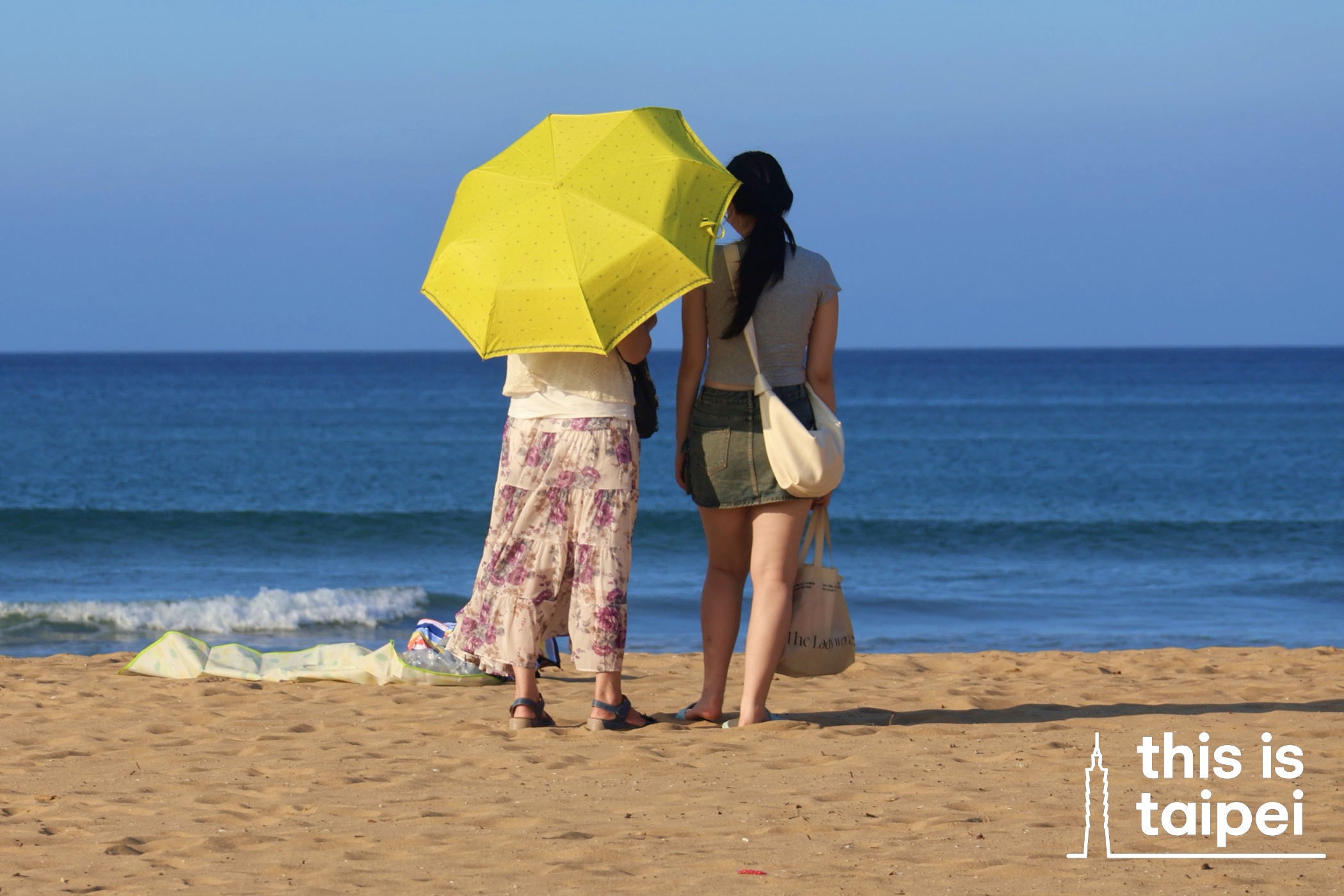 Fulong Beach in New Taipei City's Gongliao District. (Photo by KB, July 2026 / © This Is Taipei)