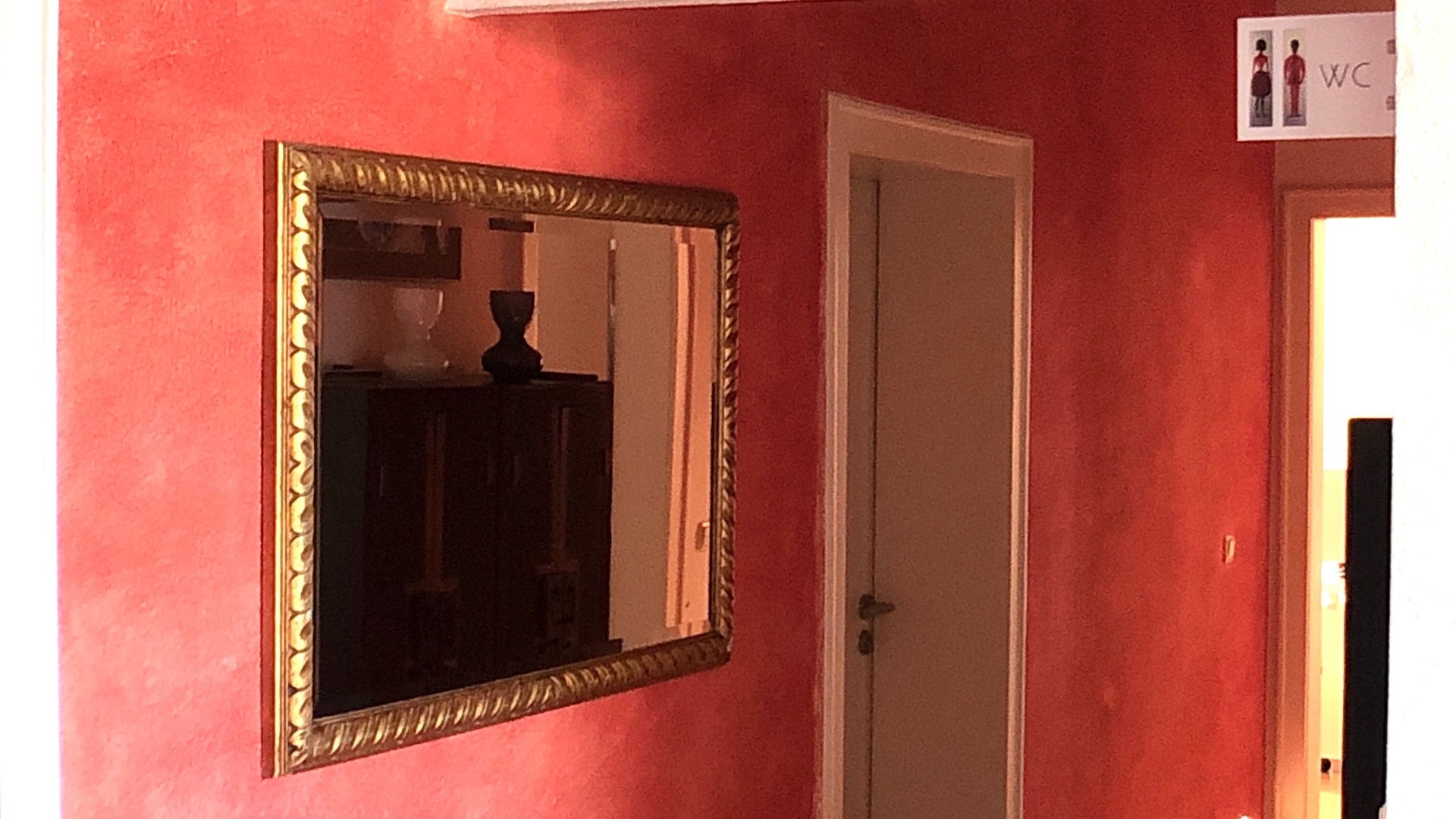 Location interior photo