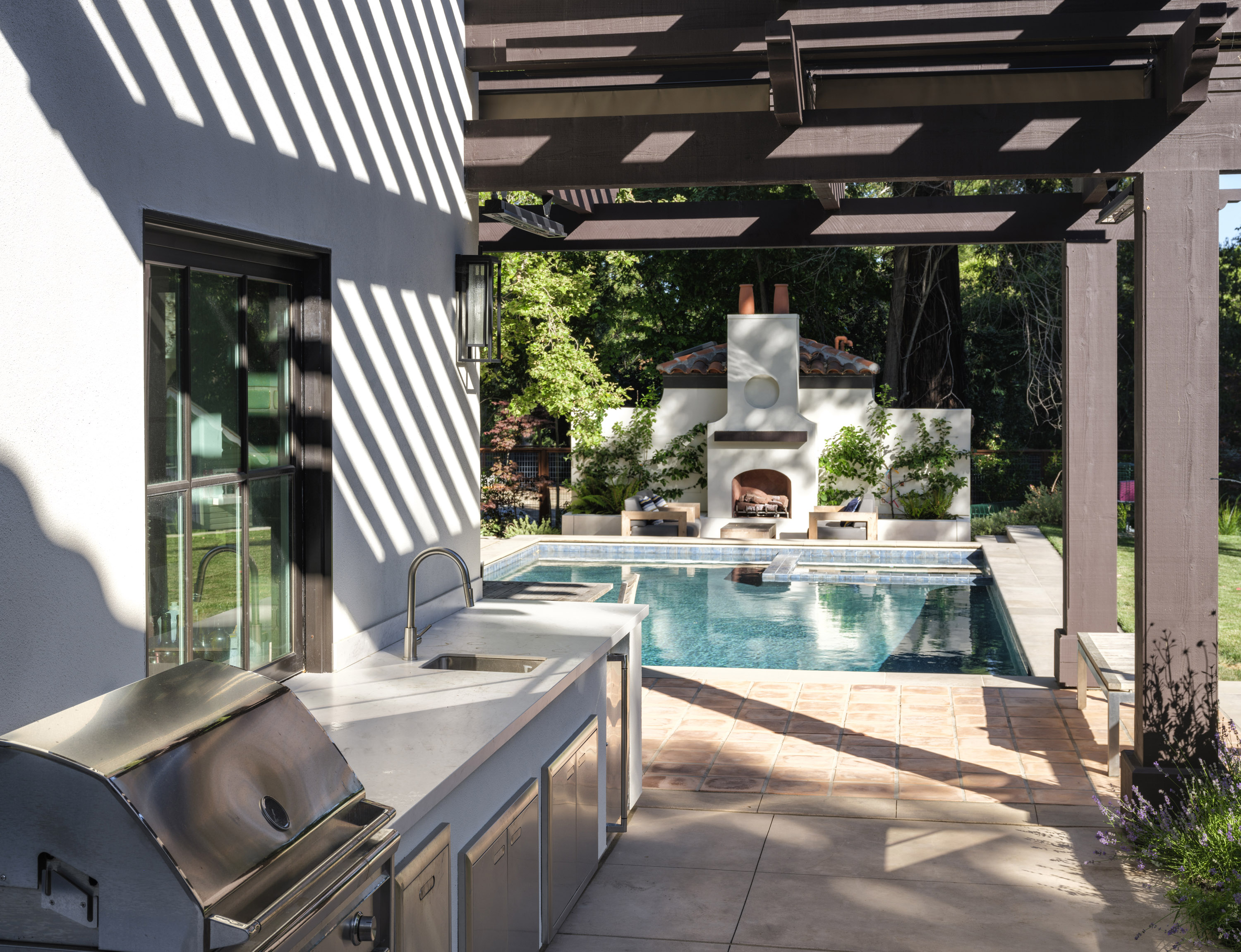 kitchen swimming pool