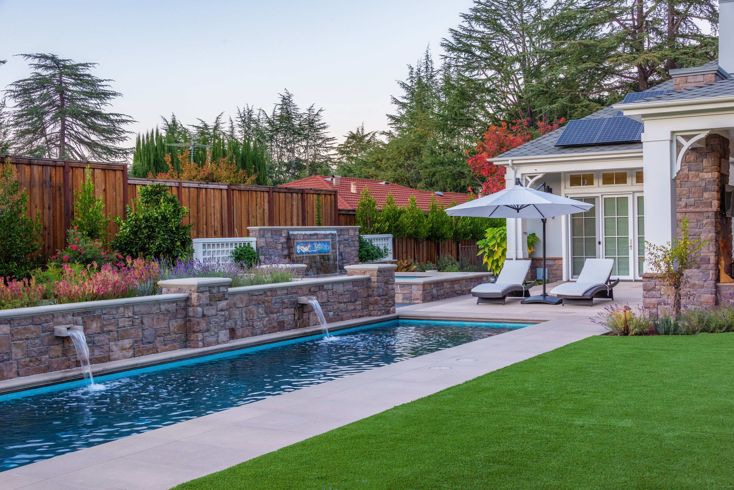 swimming pool