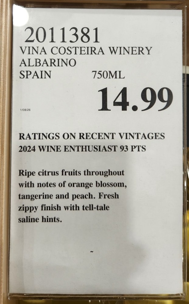 Via Barrosa Albariño 2024 proves that winter whites can be just as serious as winter reds. With a 96-point Decanter score, it delivers balance, freshness, and versatility exactly when your palate needs it most.