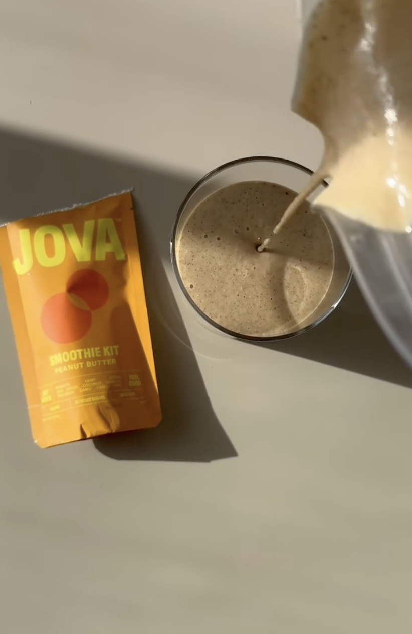 Jova Smoothie Kit lifestyle