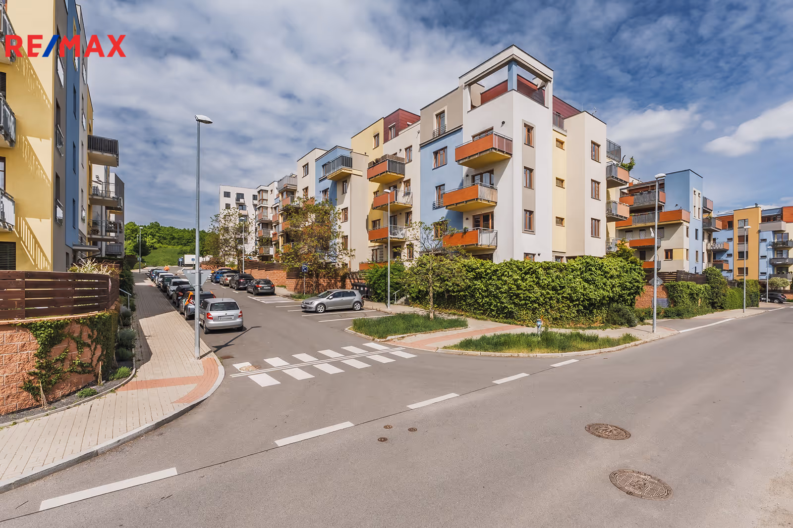Prodej bytu 2+kk, 48 m2, Praha