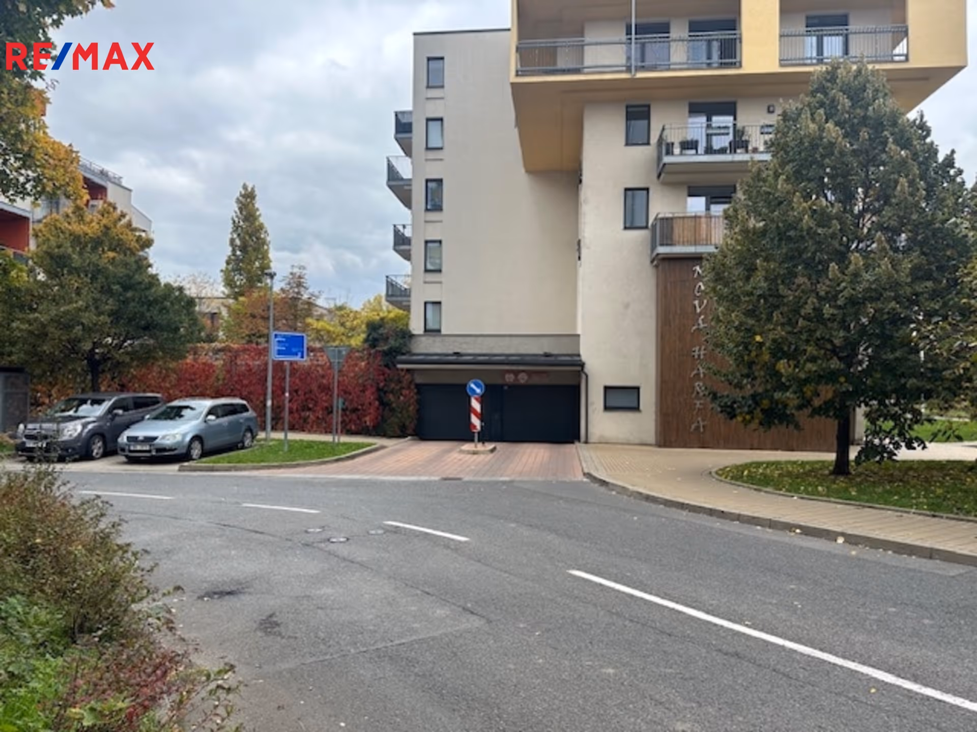 VJEZD DO BYTOVÉHO KOMPLEXU