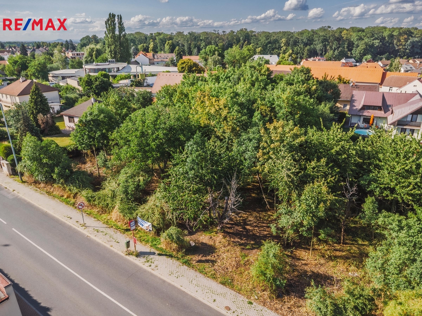 Prodej pozemku pro bydlení, 2143 m2, Praha