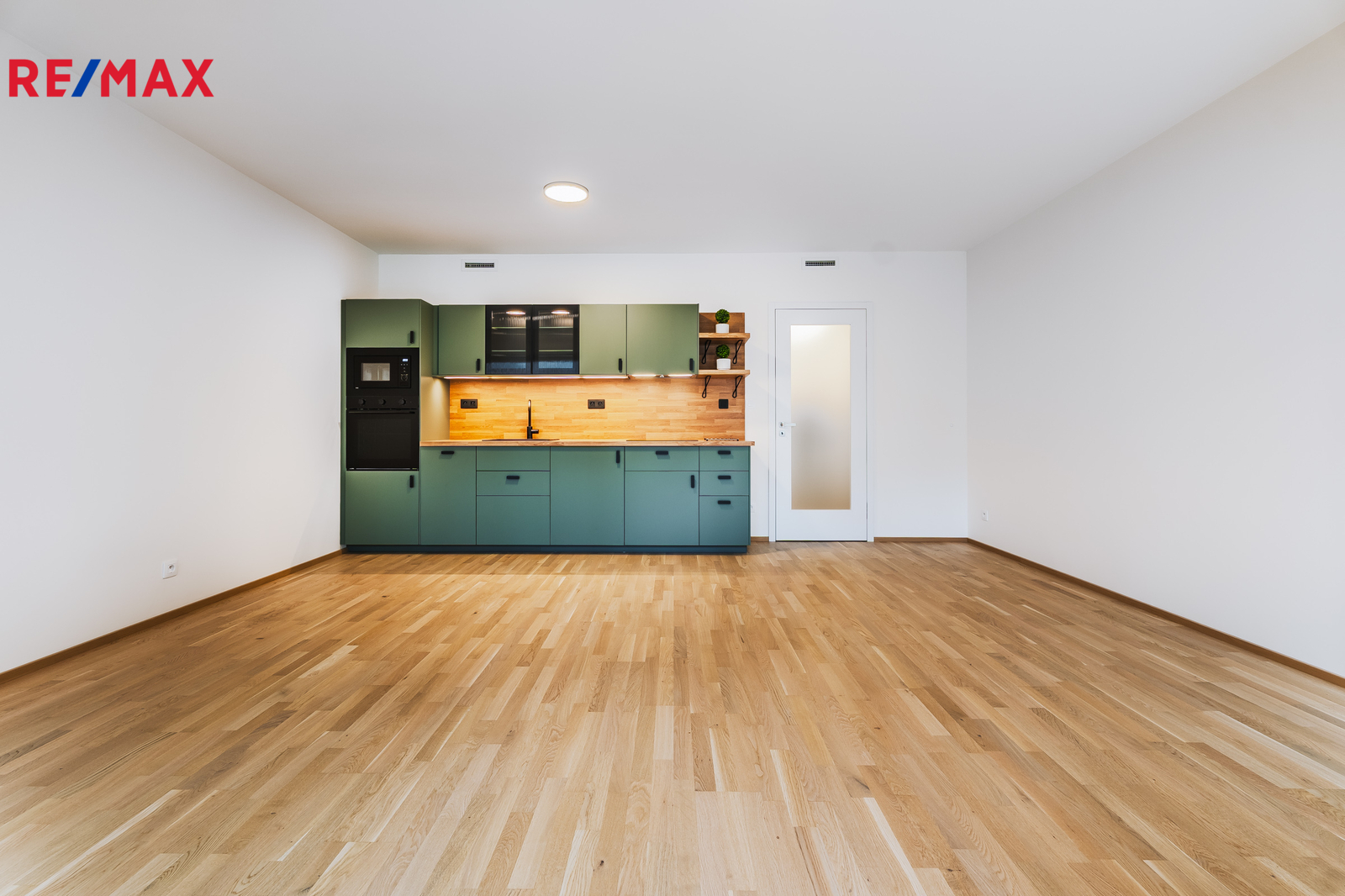 Detail na hlavní pokoj