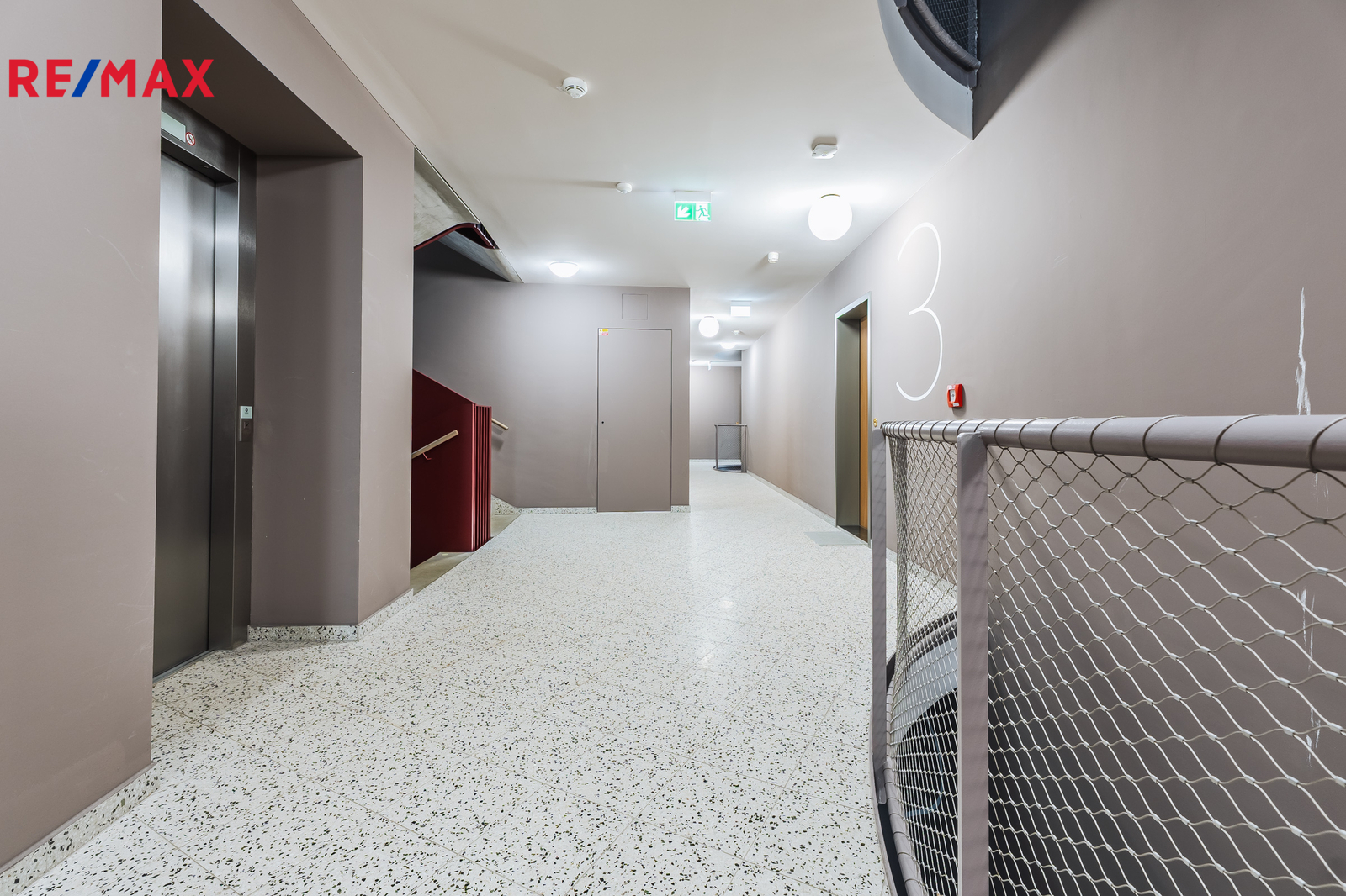 Společná chodba na patře