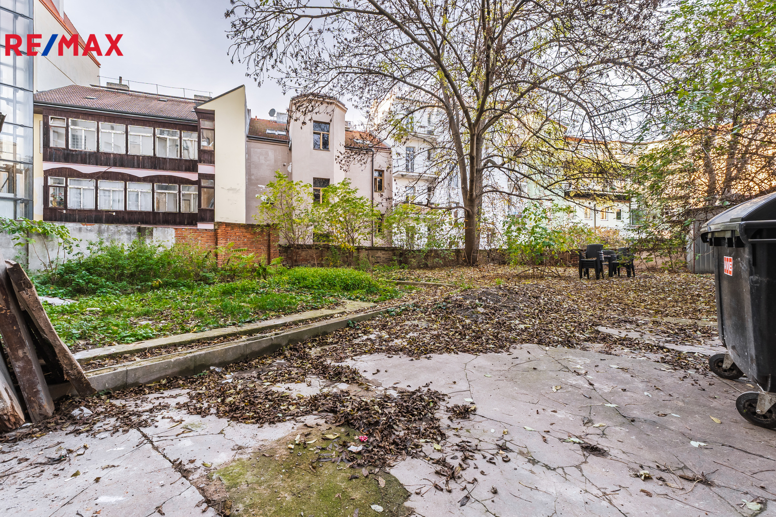 ZAHRADA NEBYTOVÉHO PROSTORU