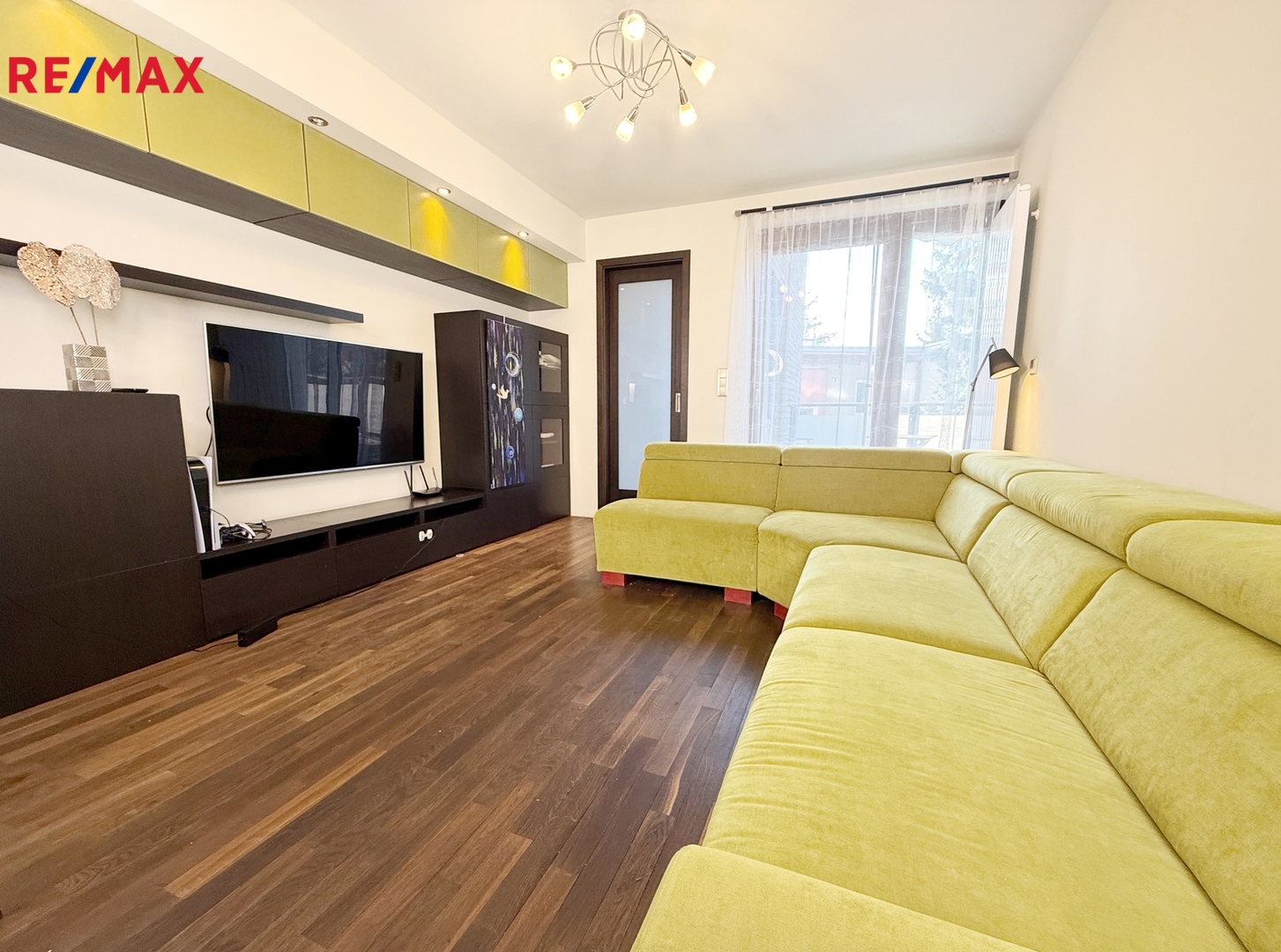 Pronájem bytu 4+1, 86 m2, Praha