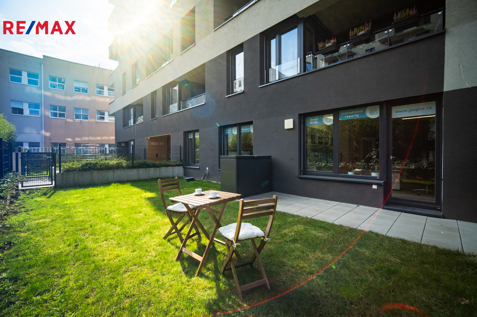 TERAZA SE ZAHRADOU 61,1 M2