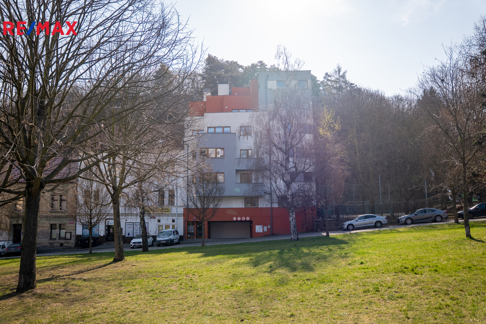 BYTOVÝ DŮM PECHLÁTOVA